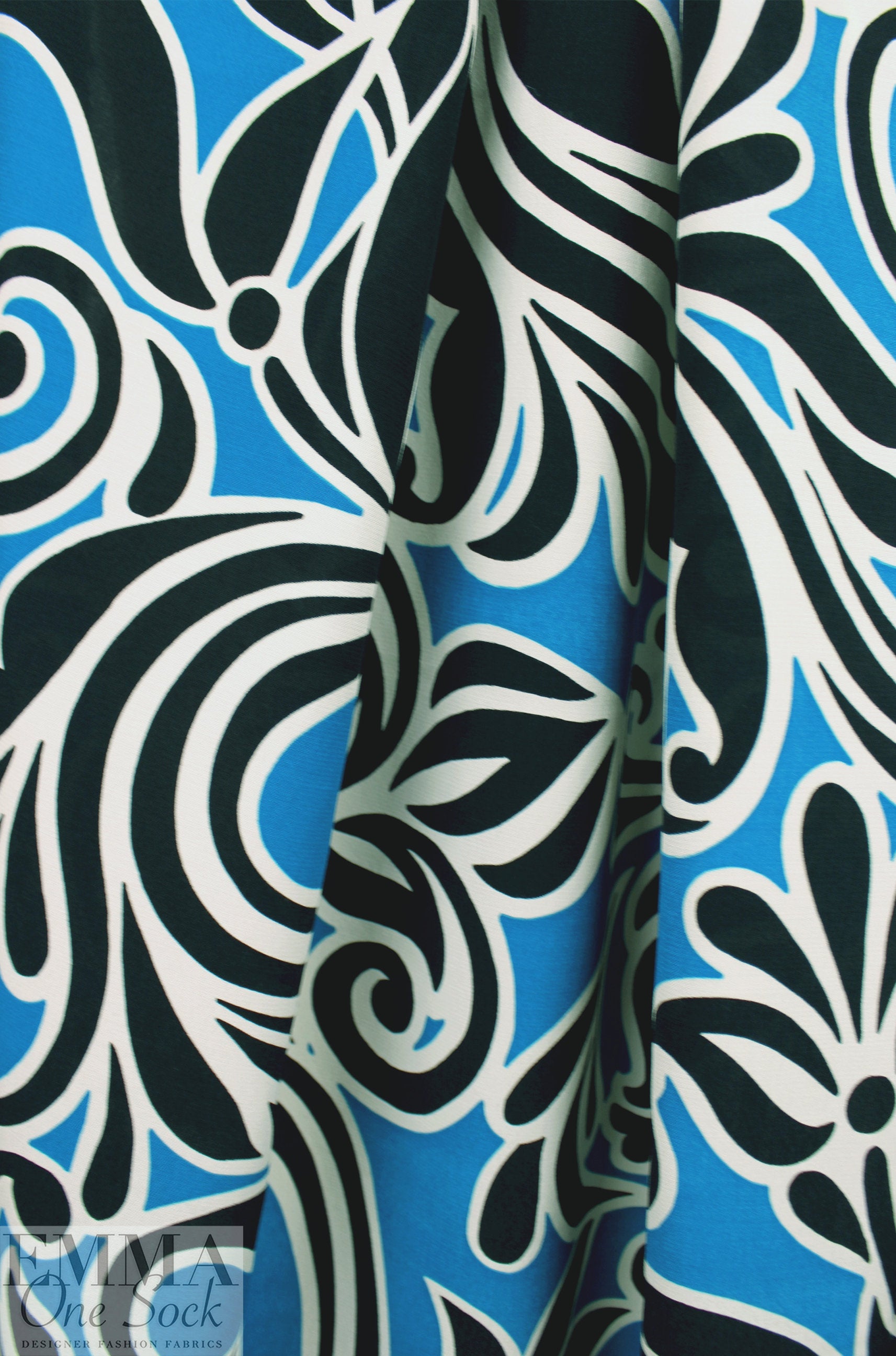 Massim0 'bold and baroque' ORGANIC viscose crepe 1.75 yd
