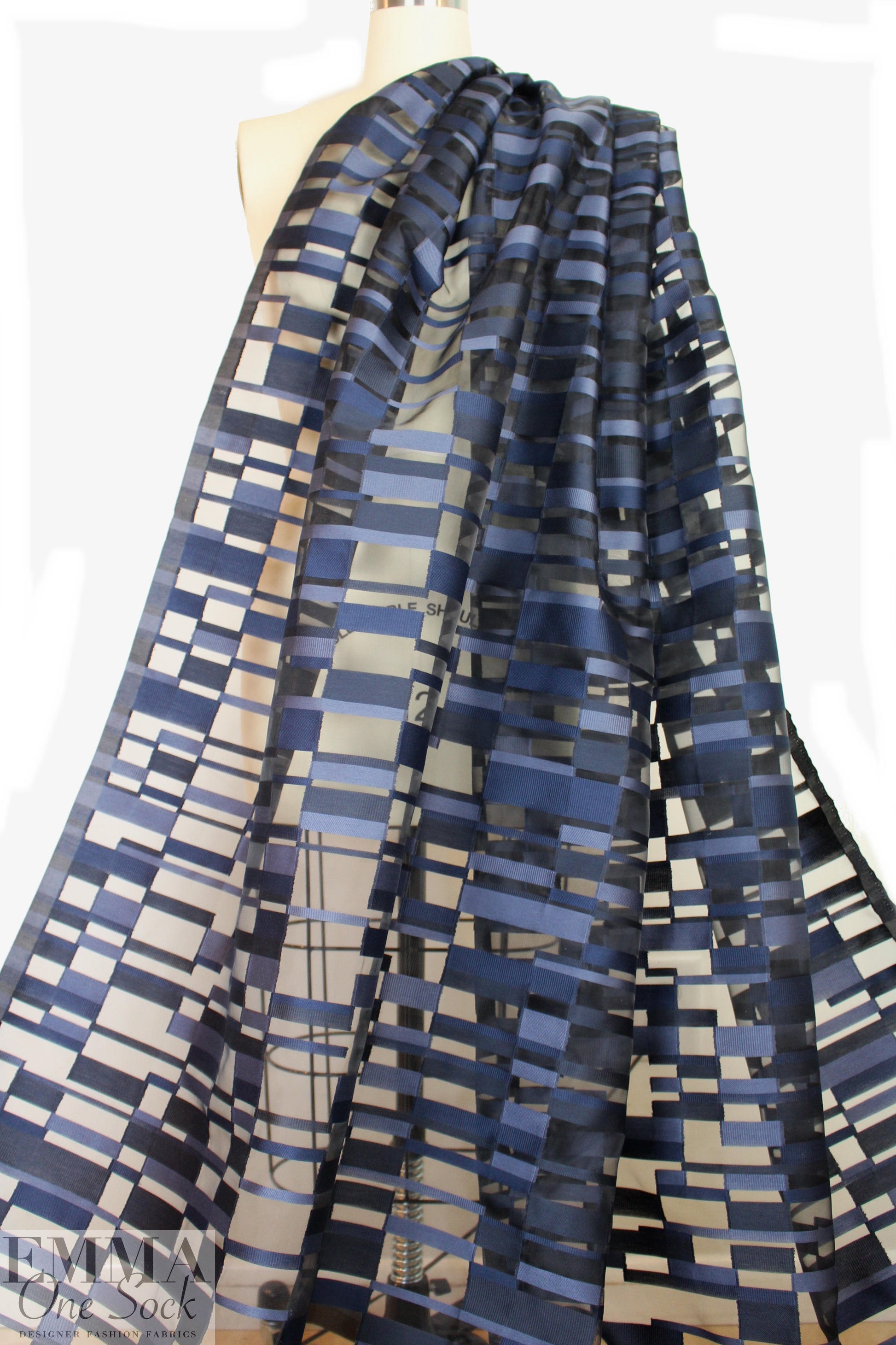 Mi11y Italian navy clipped jacquard organza .75 yds