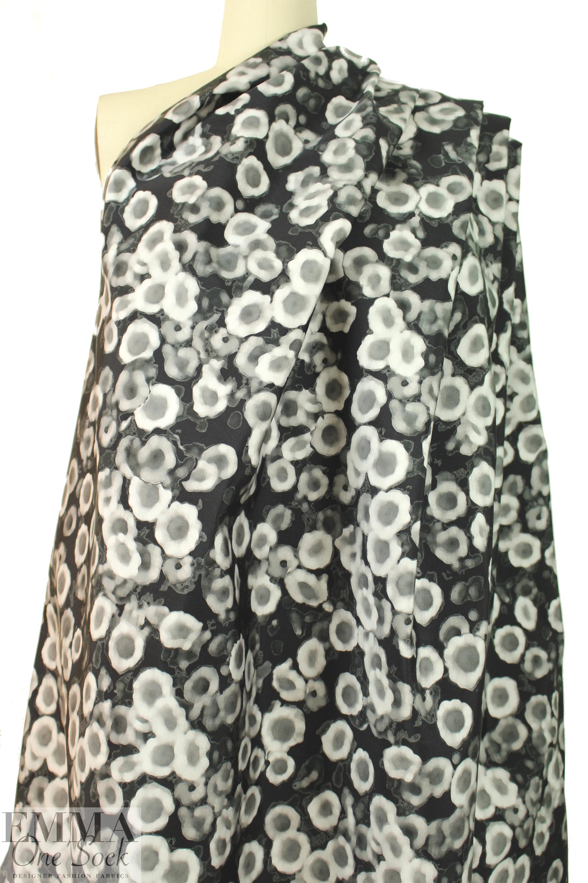 Italian printed ottoman suiting - floral dream