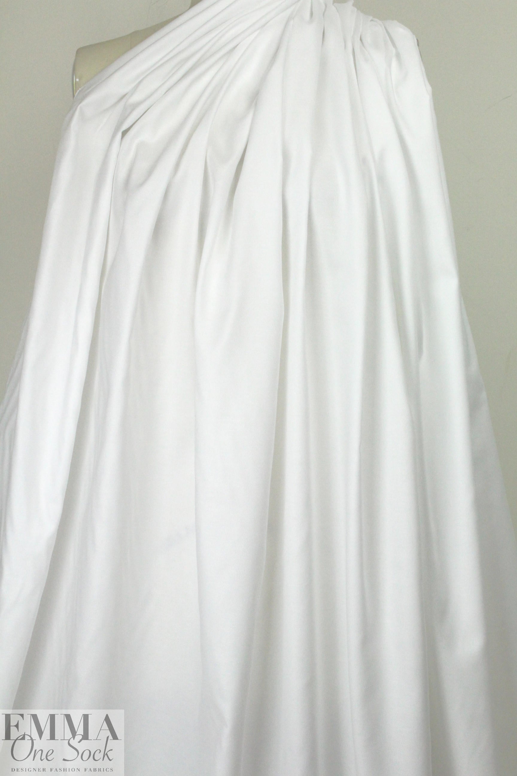 oxford cloth cotton shirting - white 1.375 yds