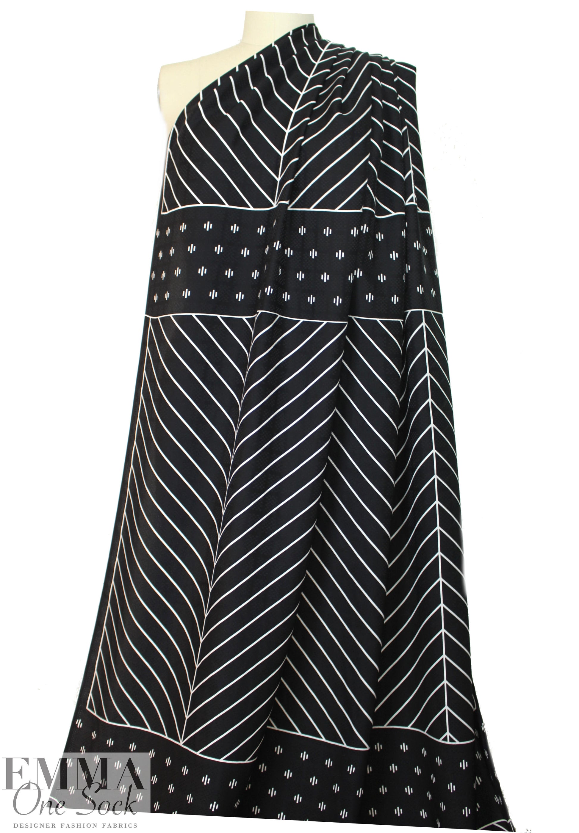 NY designer black/white graphic panel silk jacquard