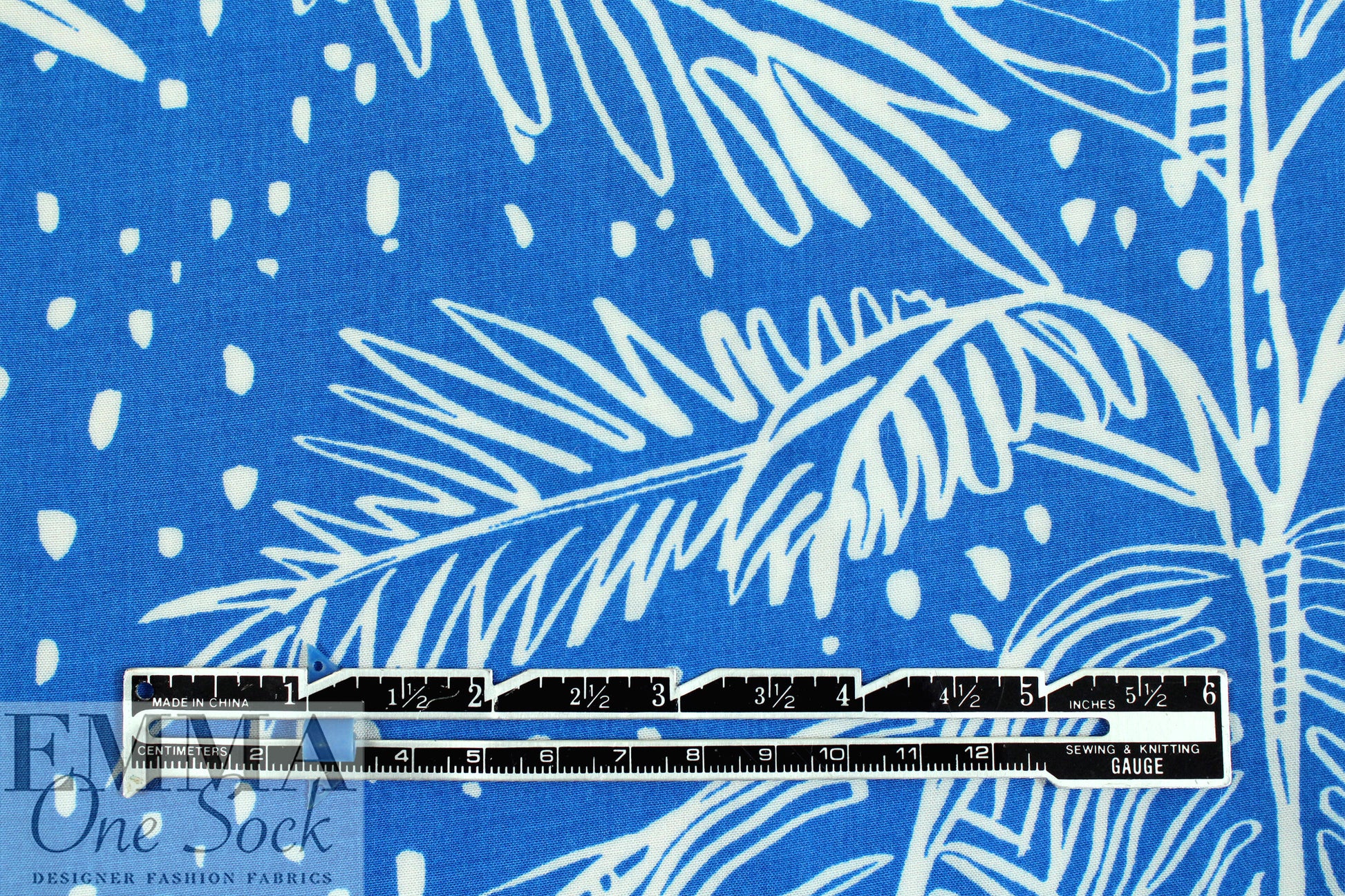 'island fantasy' viscose woven - brilliant blue 1.625 yd