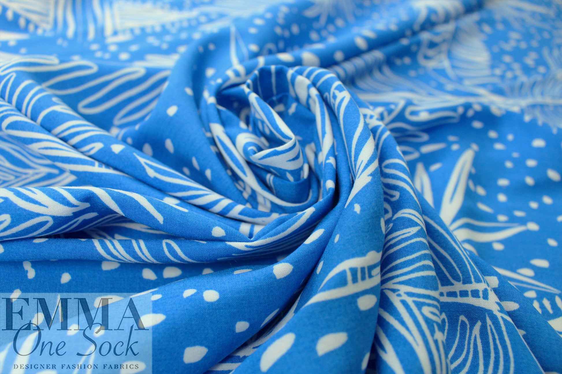 'island fantasy' viscose woven - brilliant blue 1.625 yd