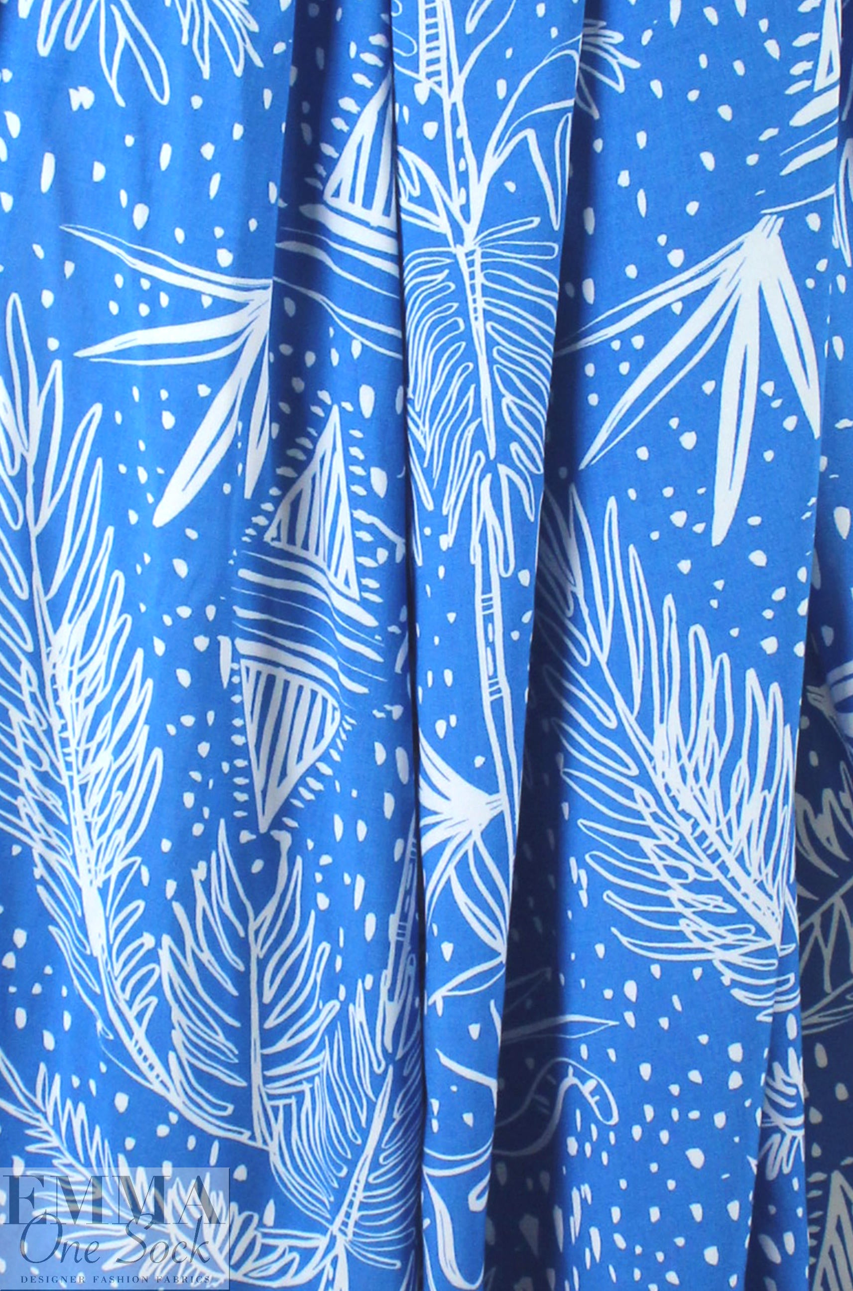 'island fantasy' viscose woven - brilliant blue 2 yds