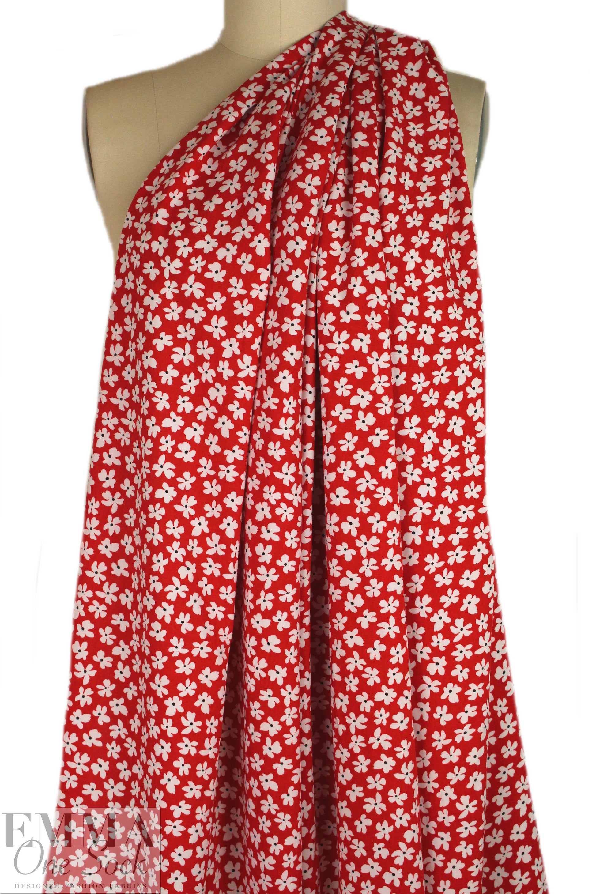 red/white mini floral viscose woven 1.5 yds