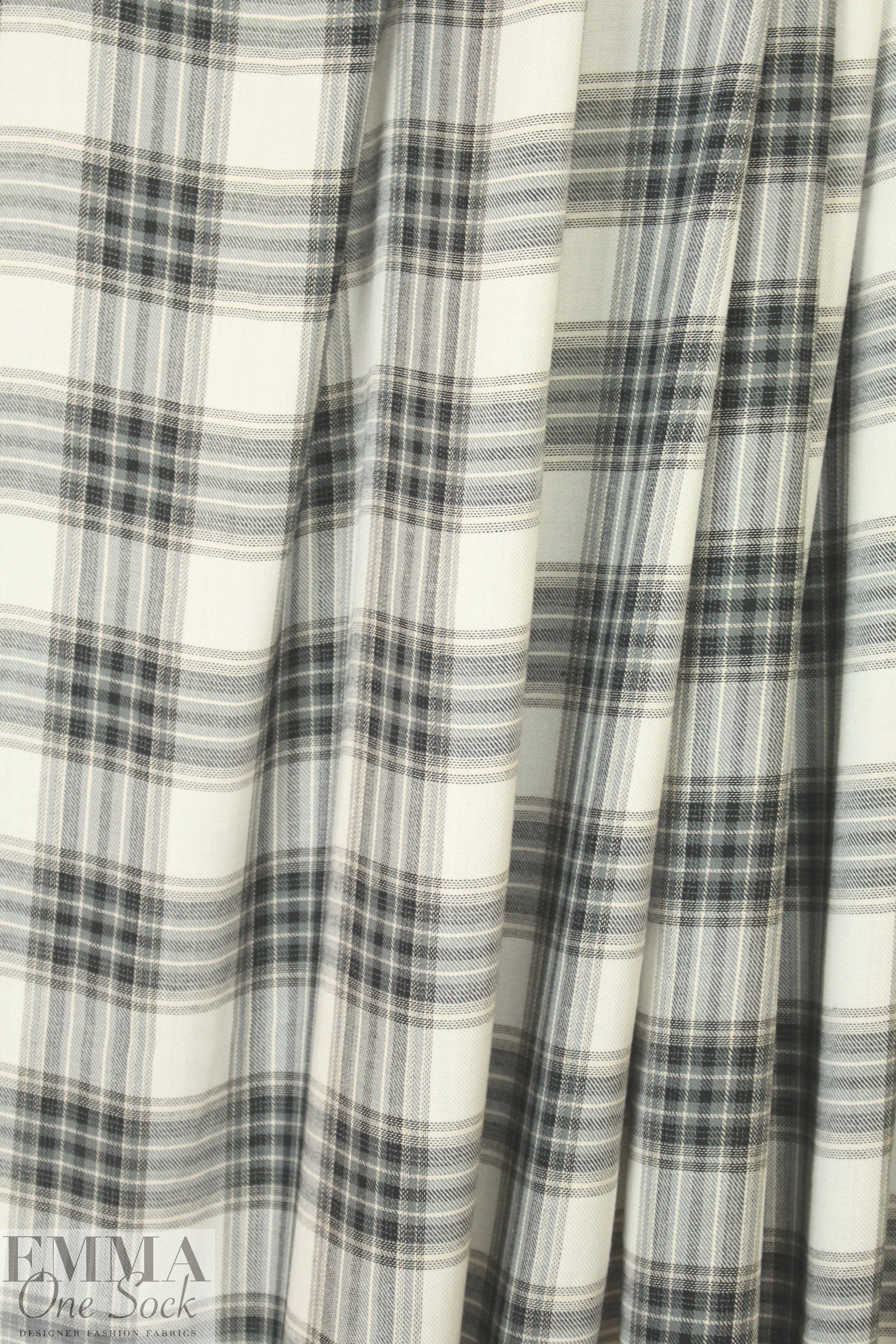 featherweight yarn-dyed plaid woven - black/khaki 2 yd
