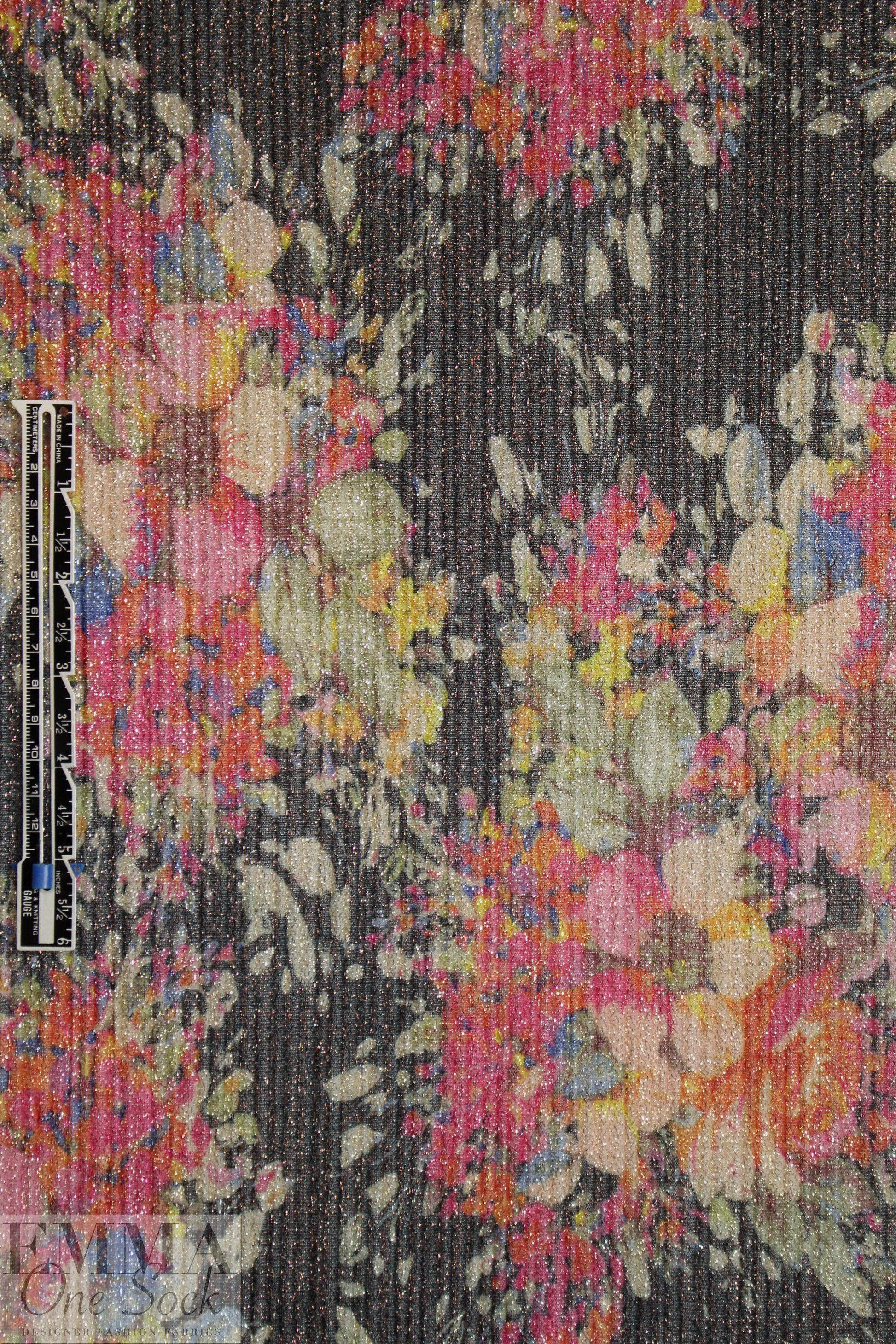 vintage floral bouquet plisse' metallic knit 1.25 yds