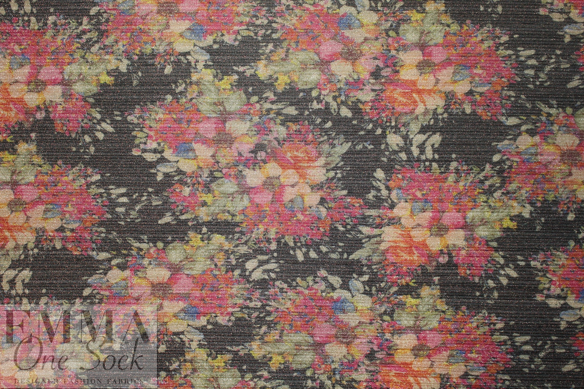 vintage floral bouquet plisse' metallic knit 1.875 yds