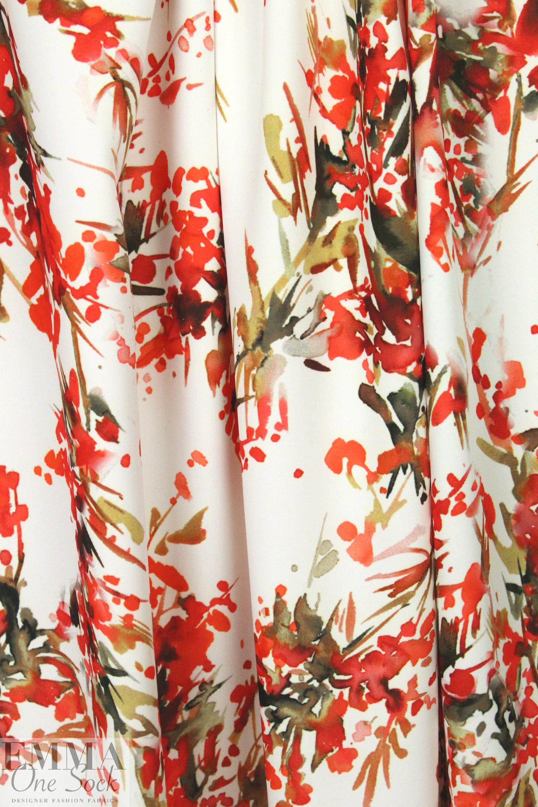Carmen Marc Va1vo painerly floral poly crepe woven 2 yds