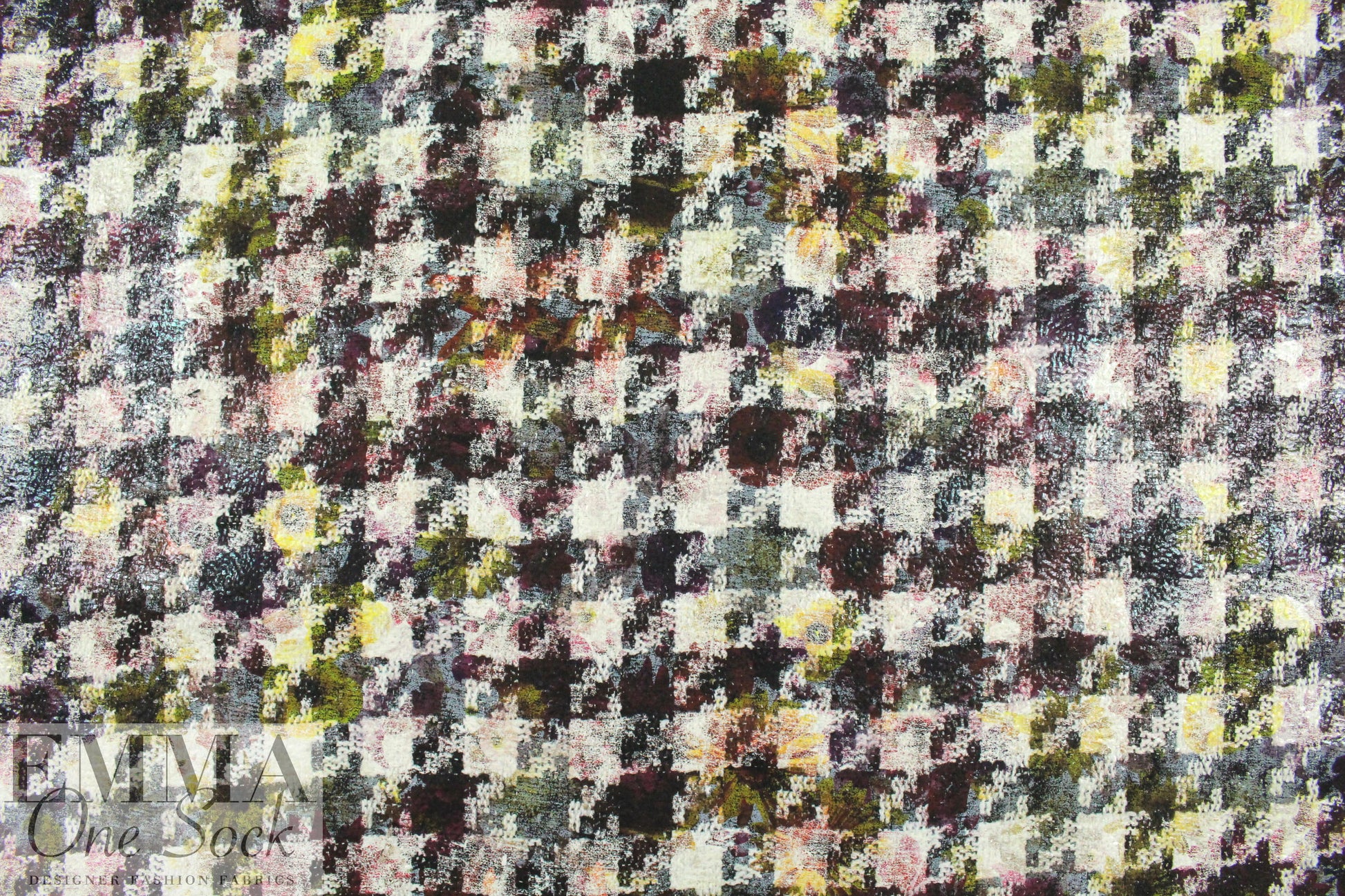 Carmen Marc Va1vo over-printed houndstooth coating 1.625 yds