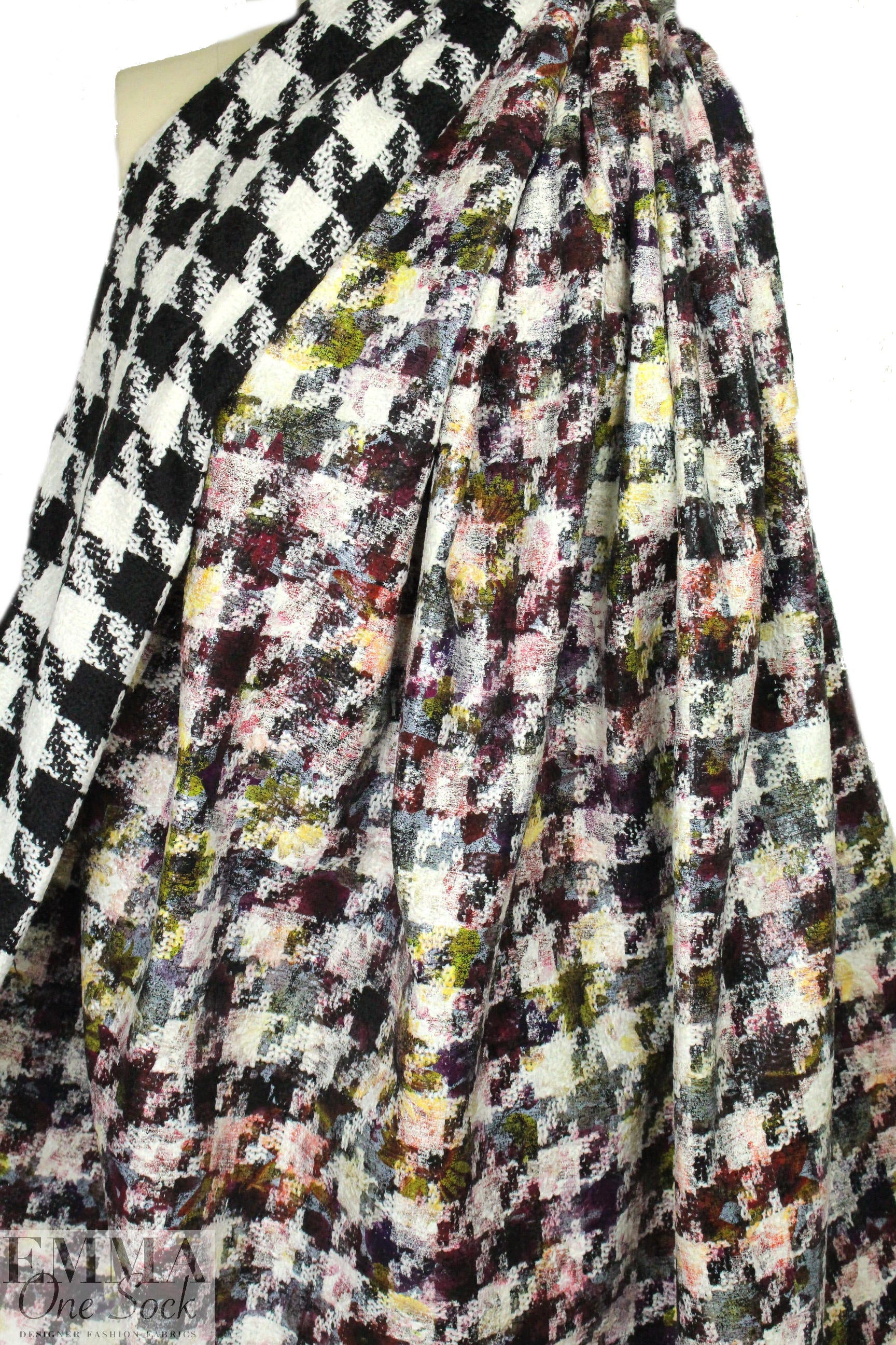 Carmen Marc Va1vo over-printed houndstooth coating 1.625 yds