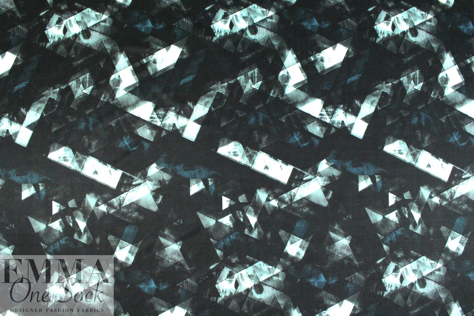 Italian prism abstract 'matte hybrid' microfiber knit 1.66 yds