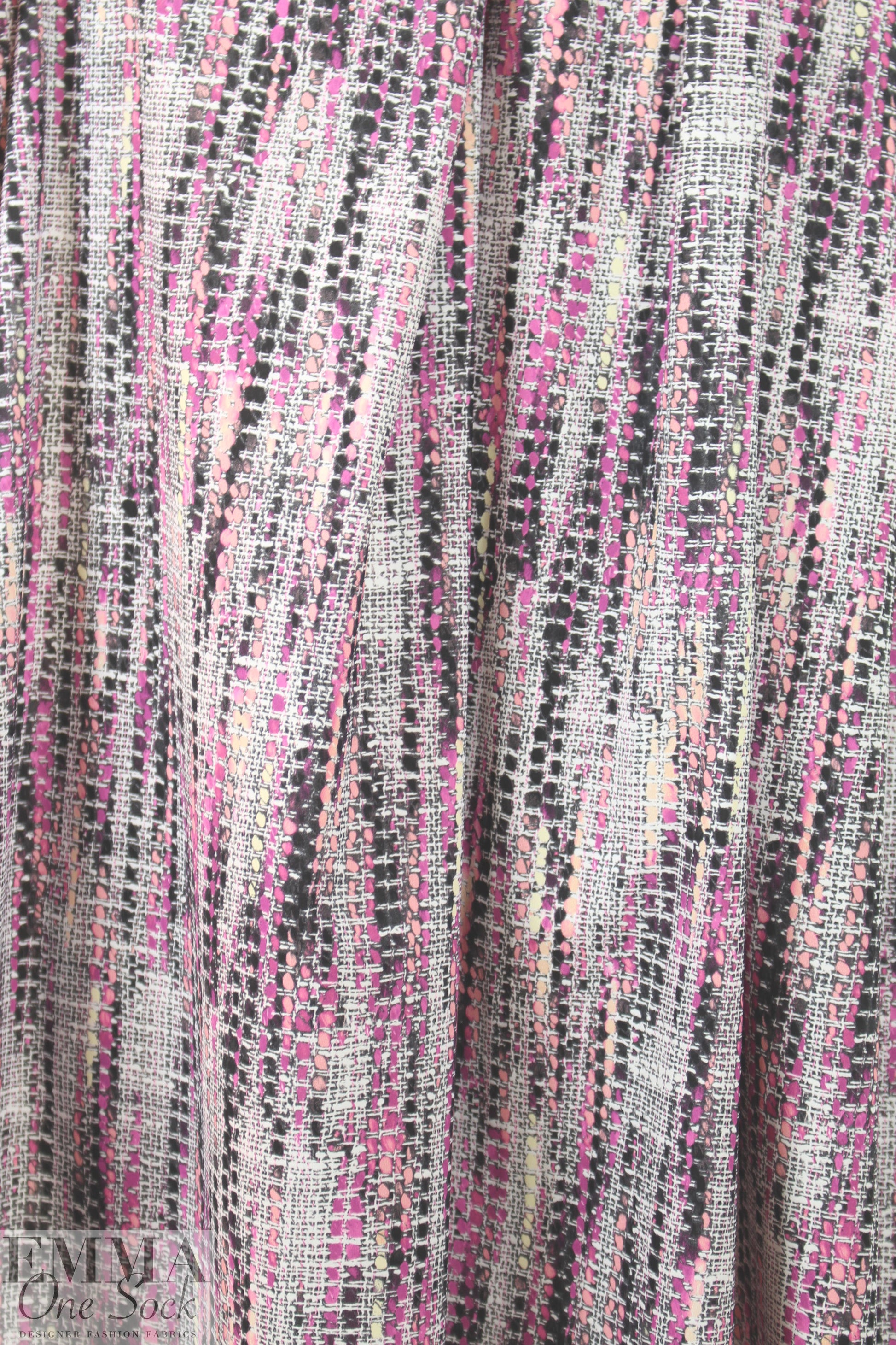 Italian phlox/peach dotty graphic poly knit 2 yd