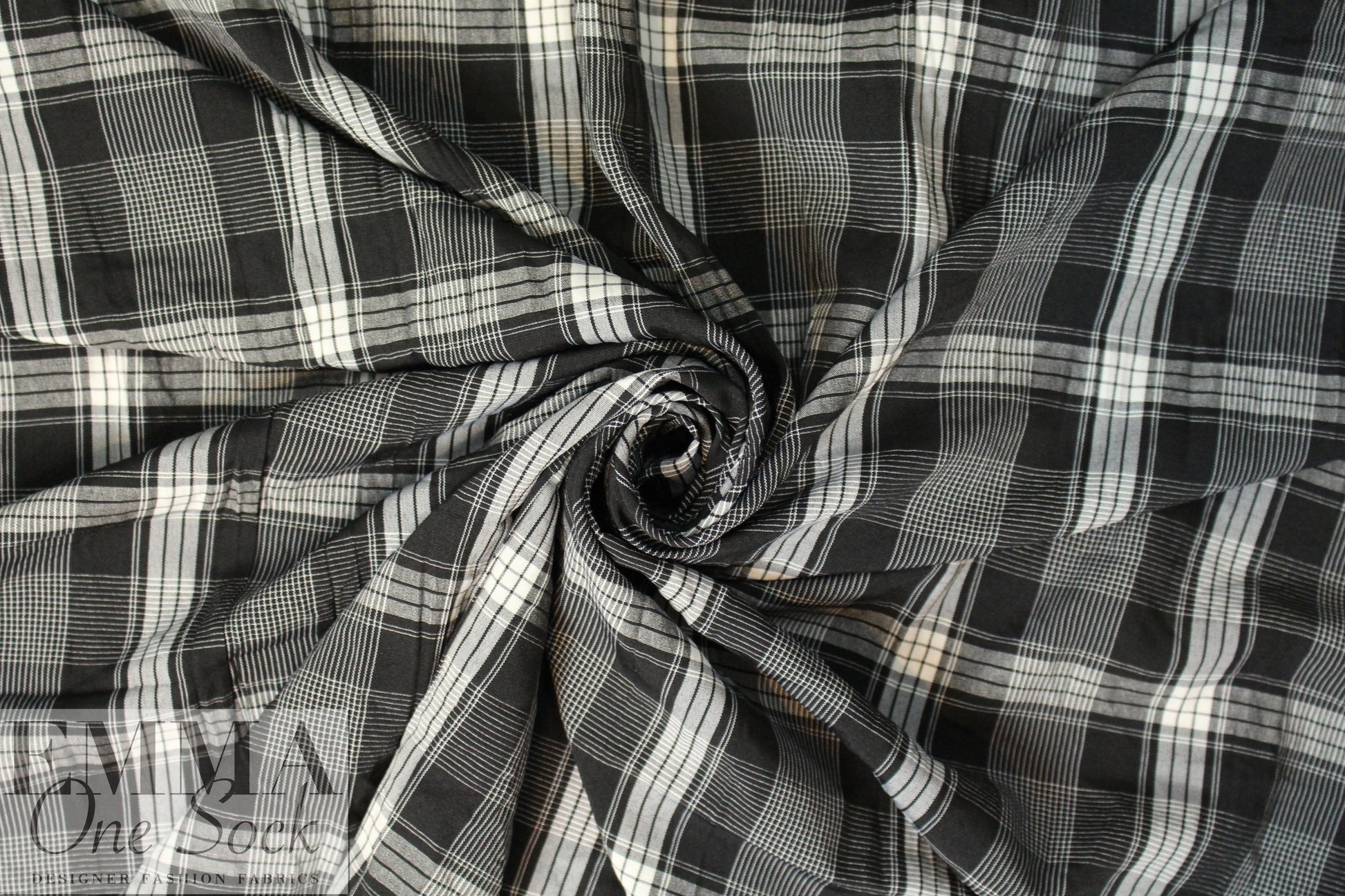 CA designer crinkle viscose blend black/white plaid