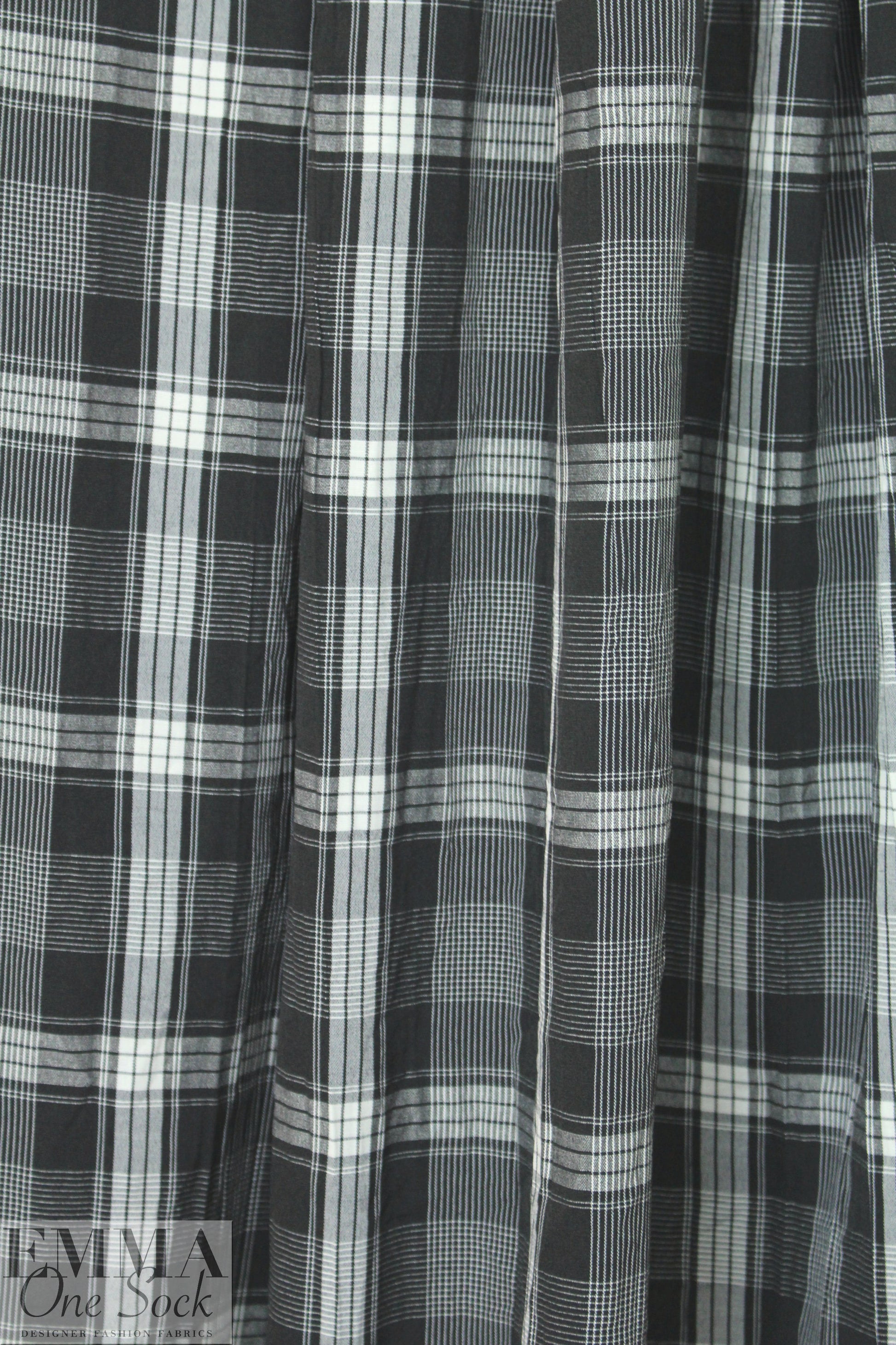 CA designer crinkle viscose blend black/white plaid
