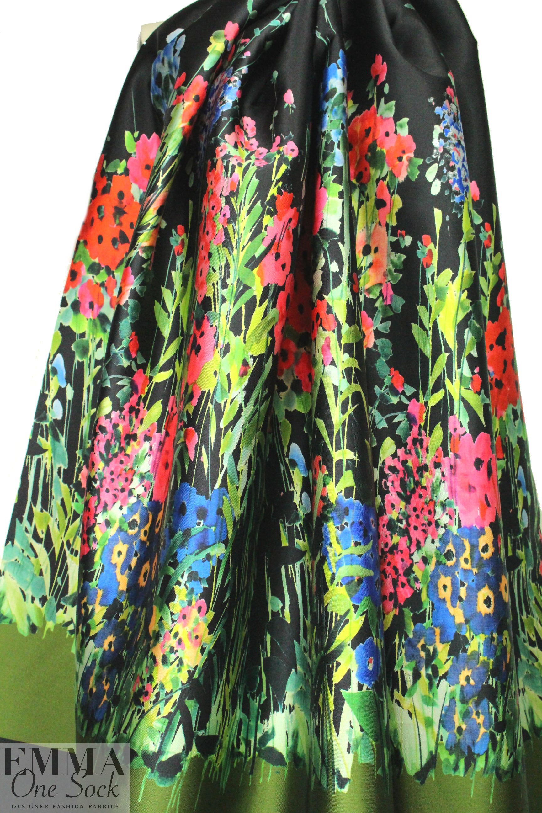 Carmen Marc Va1vo 'poly-silk' twill - wildflowers