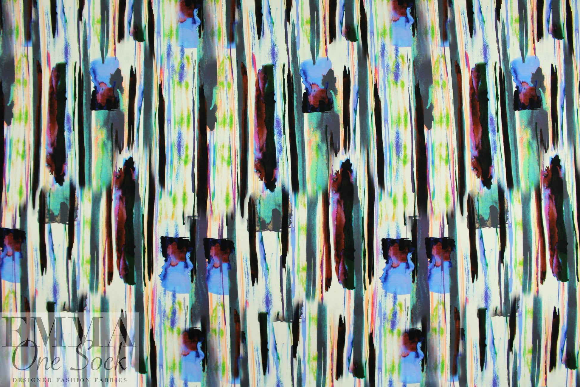 streaky abstract digital scuba knit print 1.125 yds