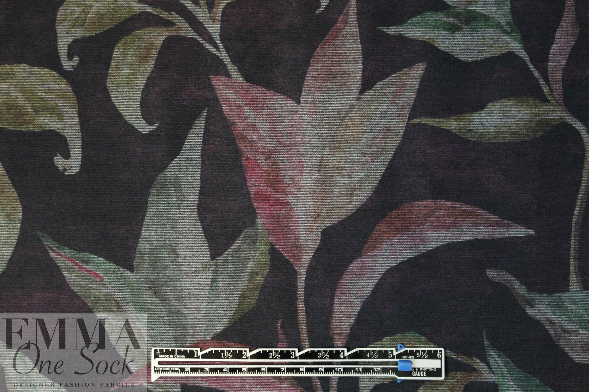 leafy nocturne ponte - eggplant/fern .875 yds
