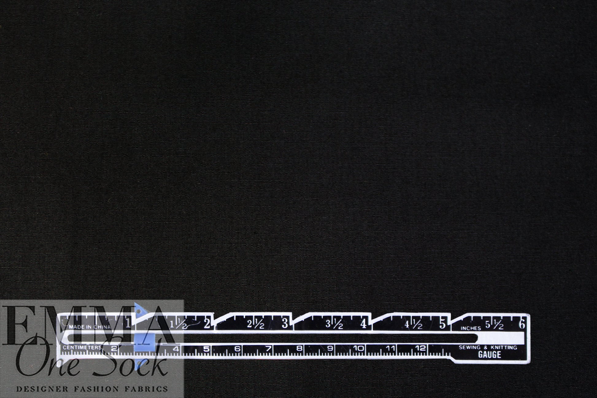 MTM 'paper touch' organic GOTS cotton poplin - black 1.625 yds
