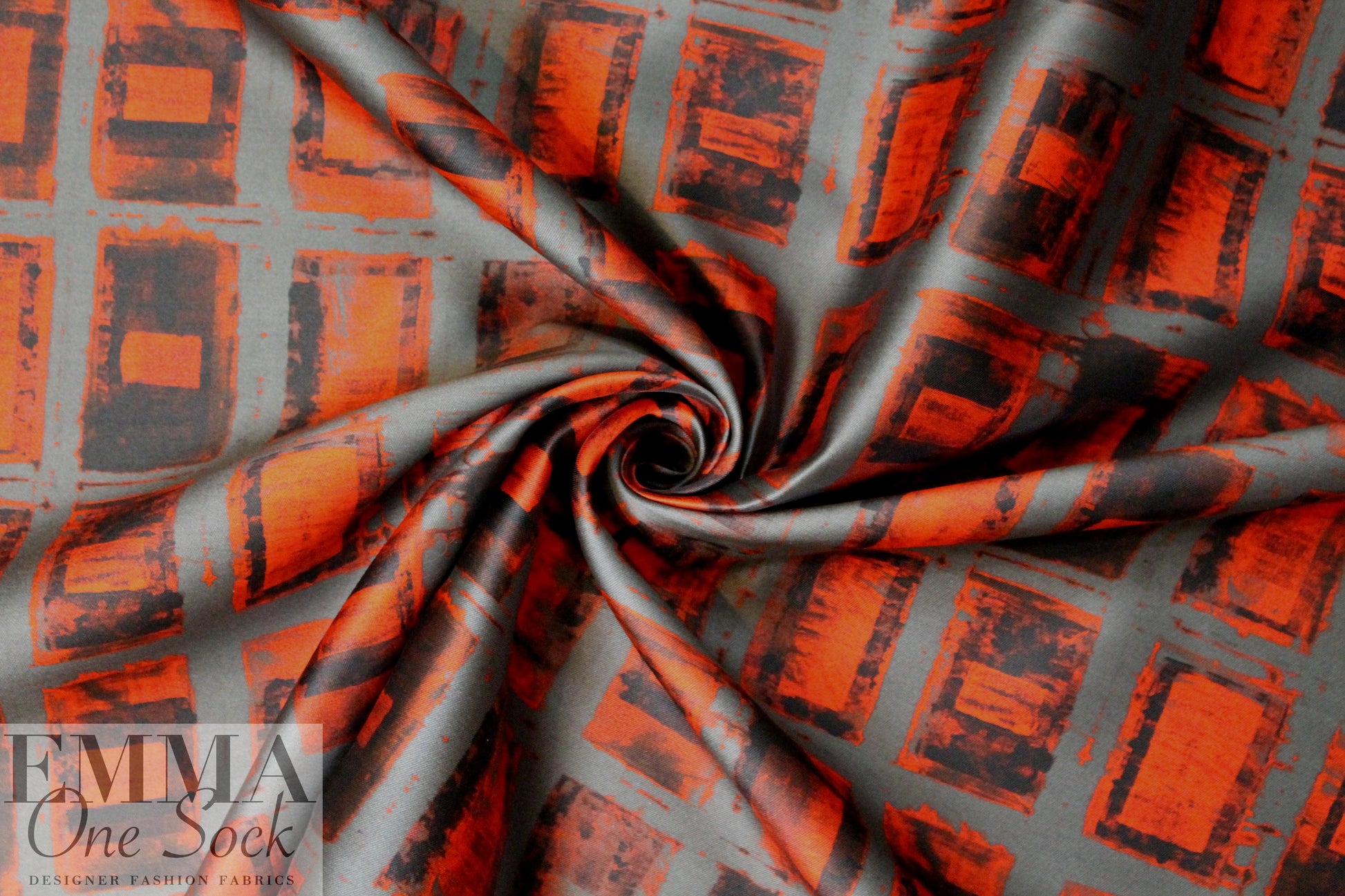 Mi11y grenadine/graphite printed poly twill 1.75 yd