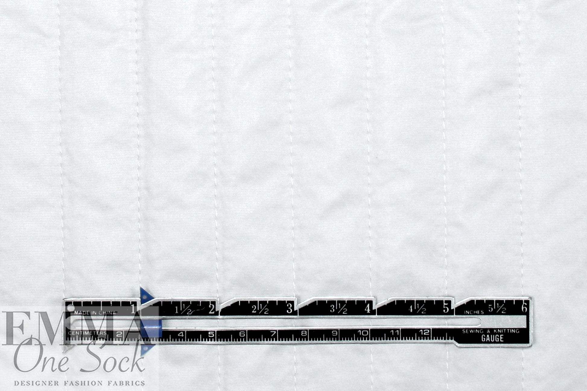 vertical stripe 'puffer' jacketwear - white 1.75 yd