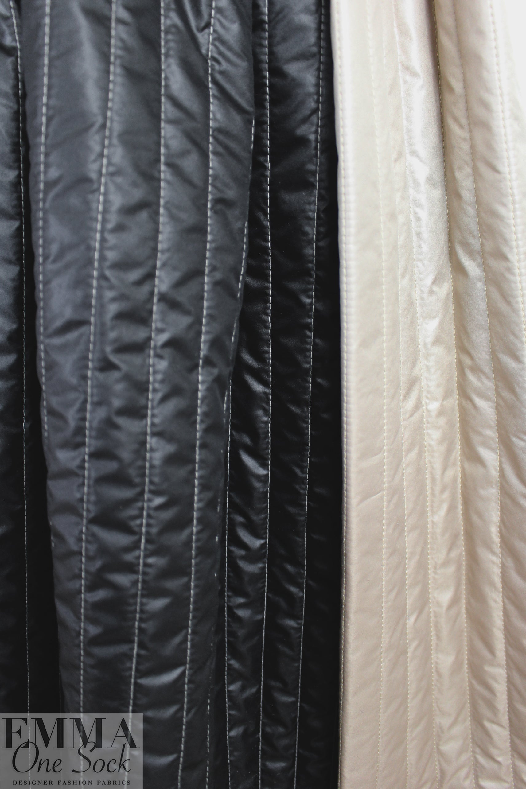 reversible vertical stripe 'puffer' jacketwear - black/beige 1.375 yds