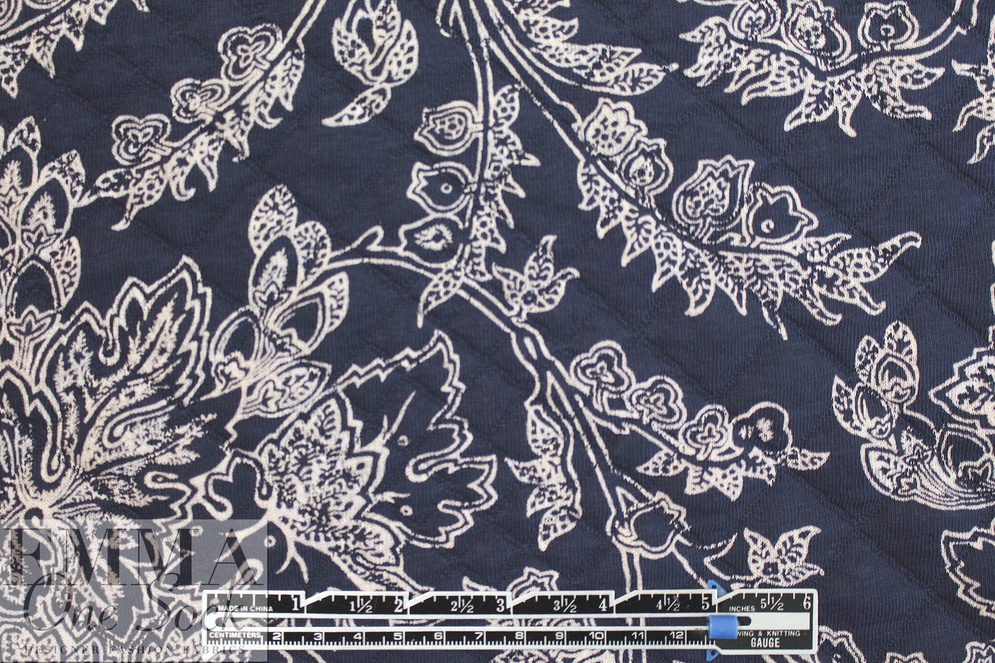 French printed 3-ply quilted-look knit - navy deco flor