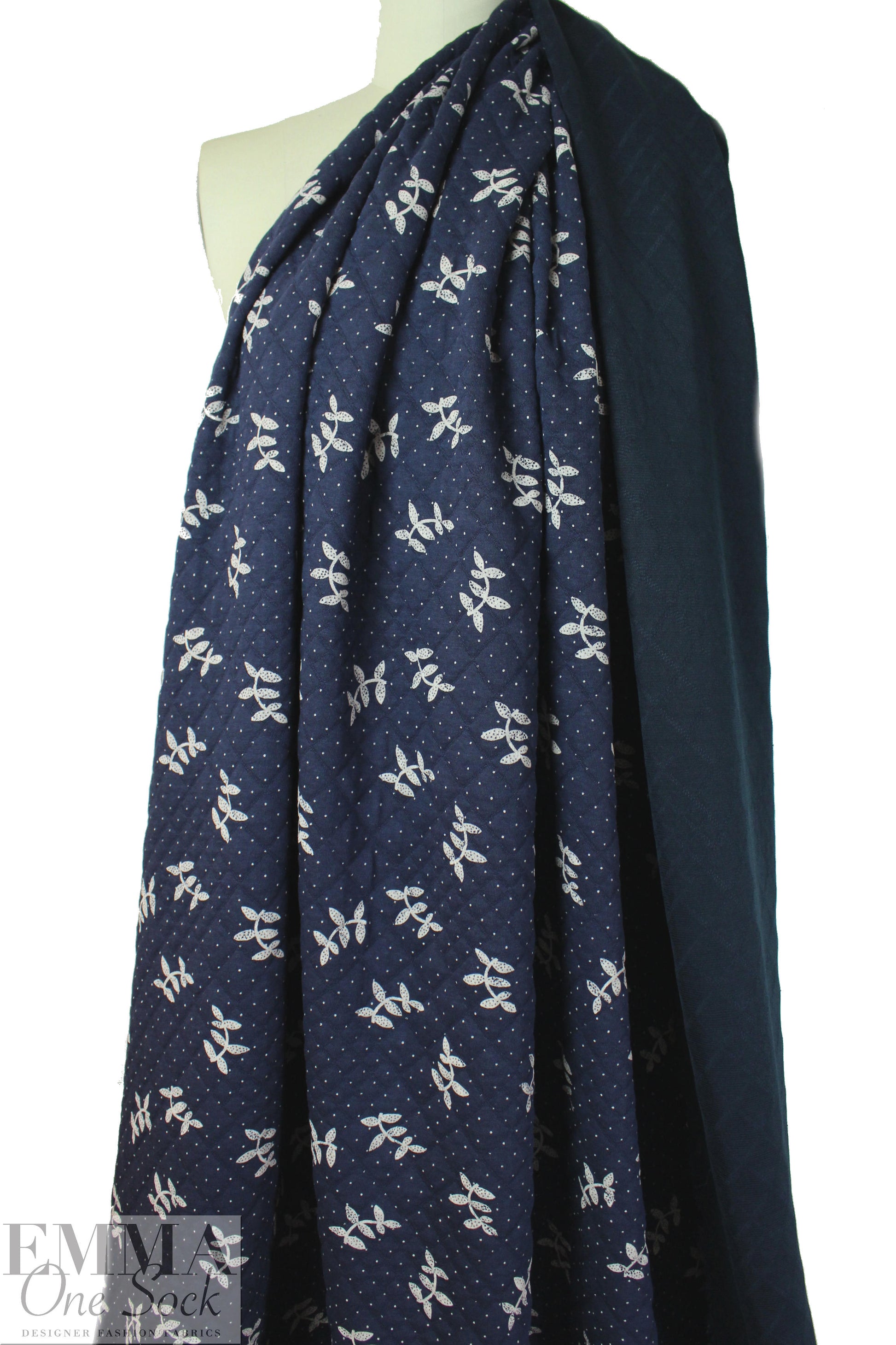 French printed 3-ply quilted-look knit - navy leaf/dot