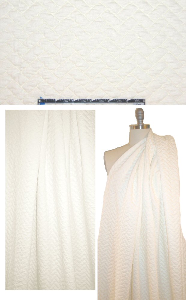 Italian 'quilted' bricklayer 3-ply knit - ivory 2.5 yds