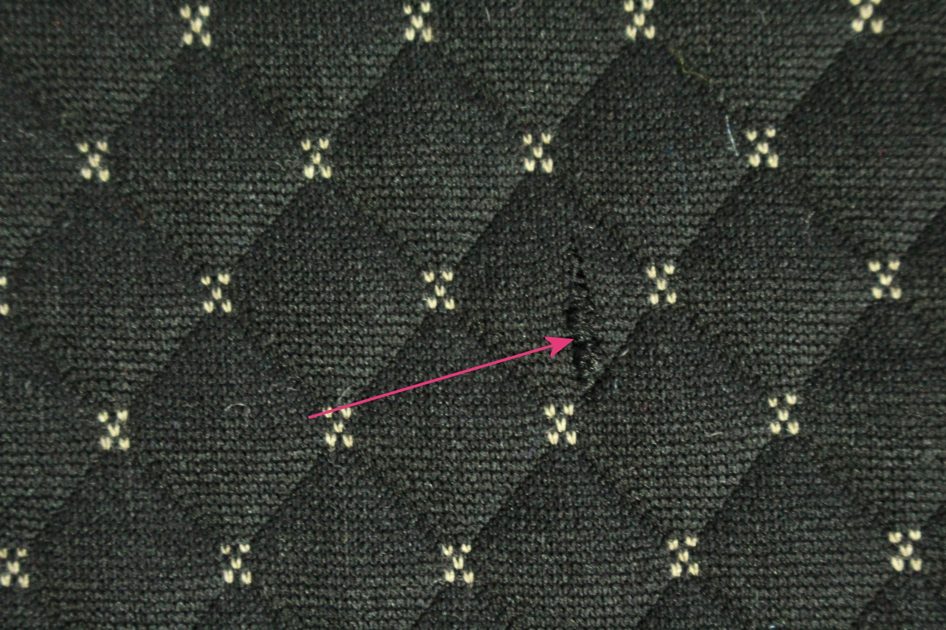 quilted diamond 3-ply knit - black/khaki *FLAW*