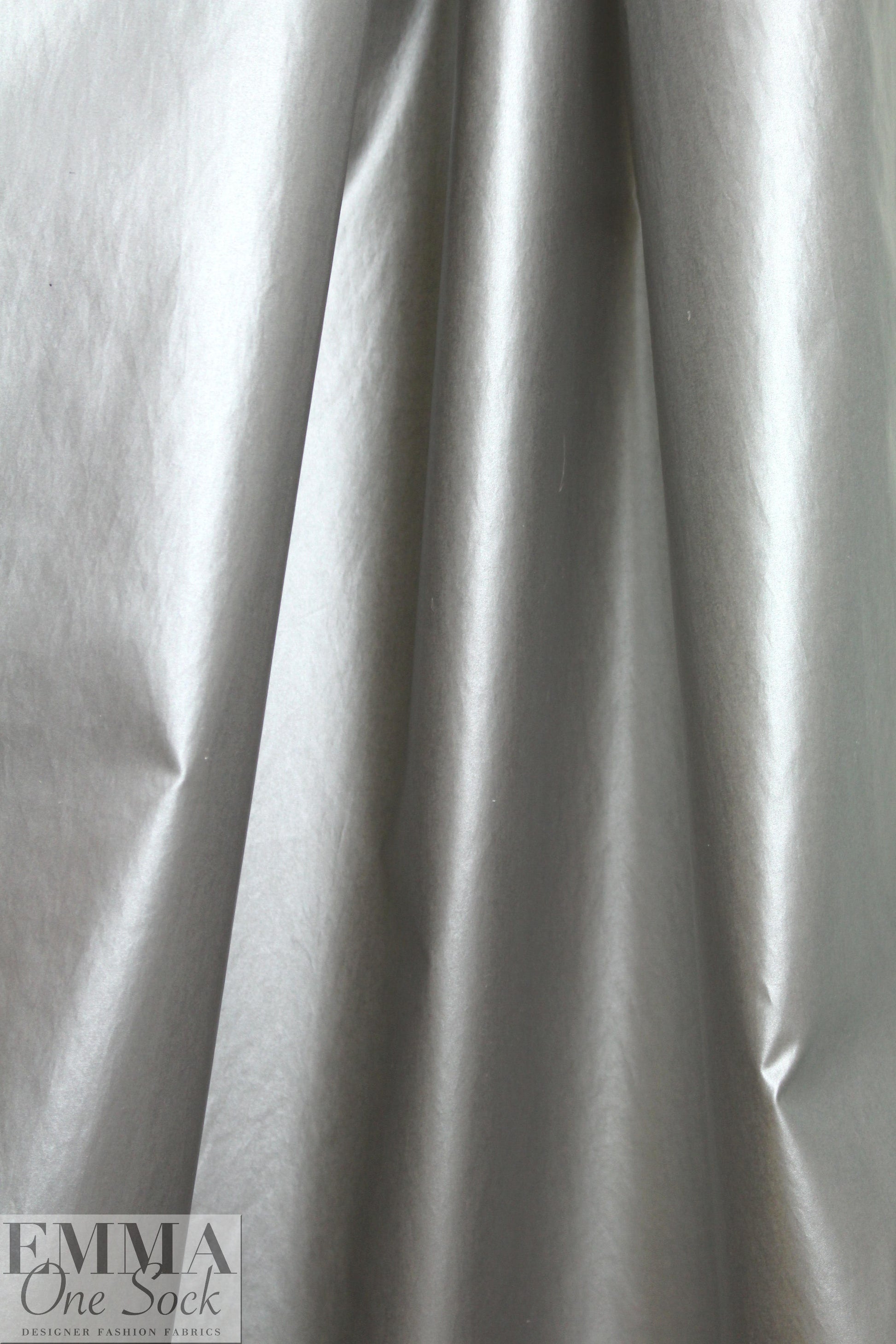 lightweight nylon microfiber rainwear - silver