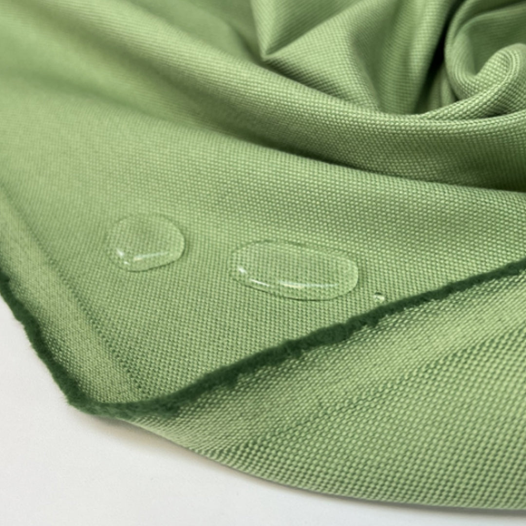 French cotton cross-dyed matte weave rainwear - clover 1.125 yds