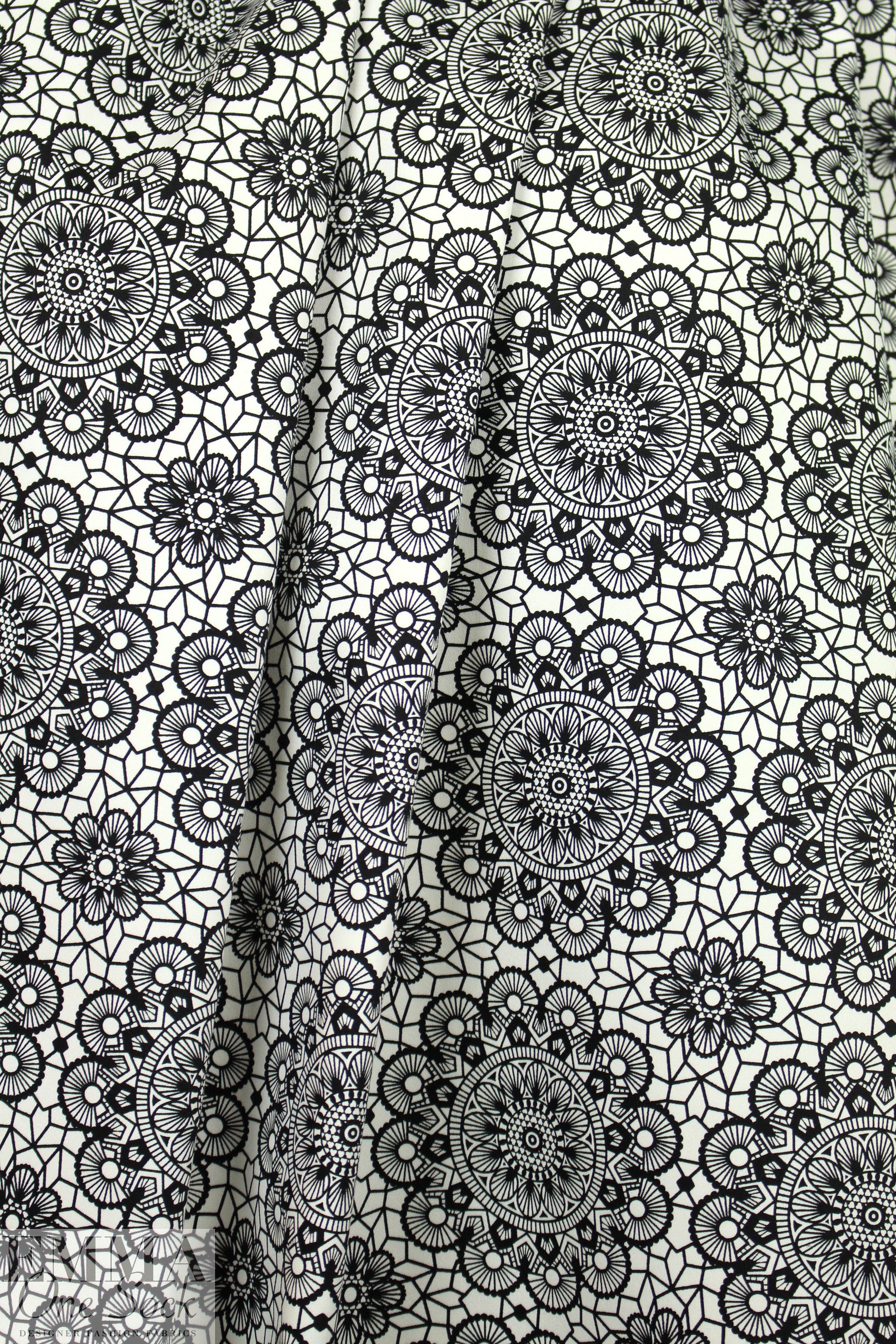 NY designer black/white medallion cotton rainwear 1 yard