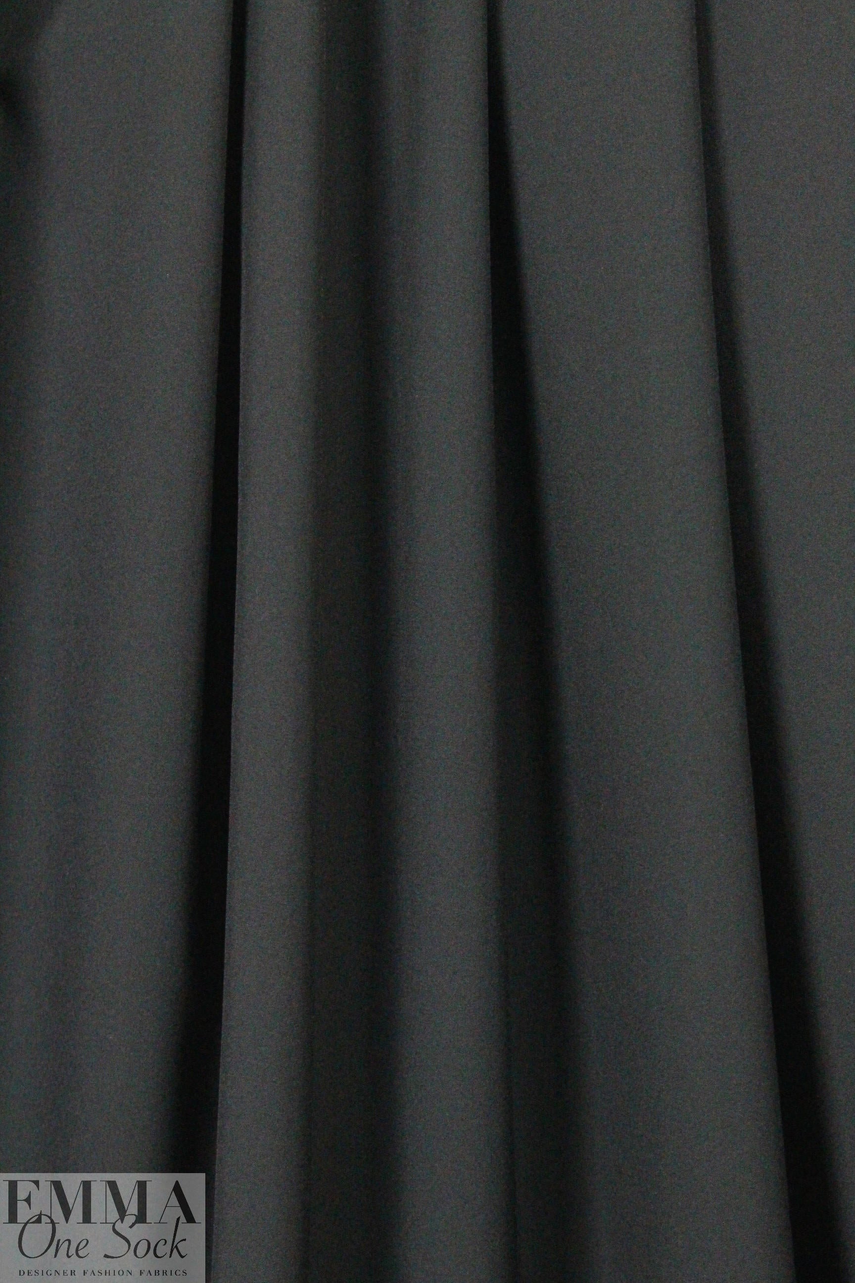 NY designer classic rainwear - black 1.9 yd