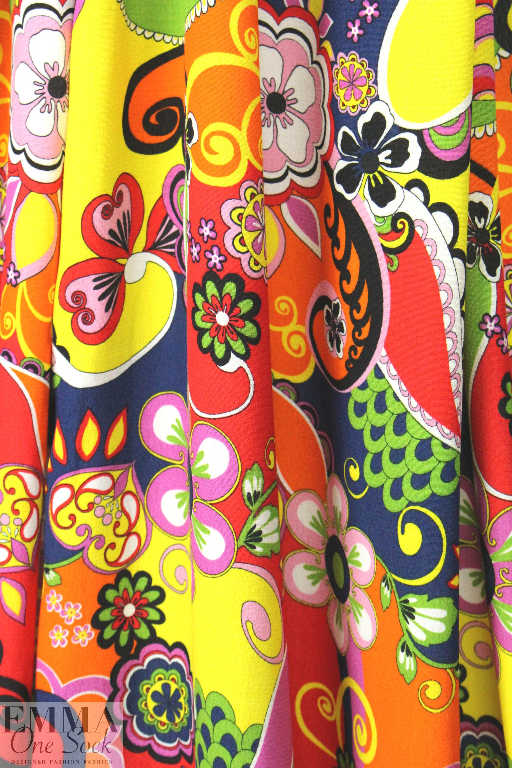 Etr0 pucci-esque floral viscose woven 1.375 yds