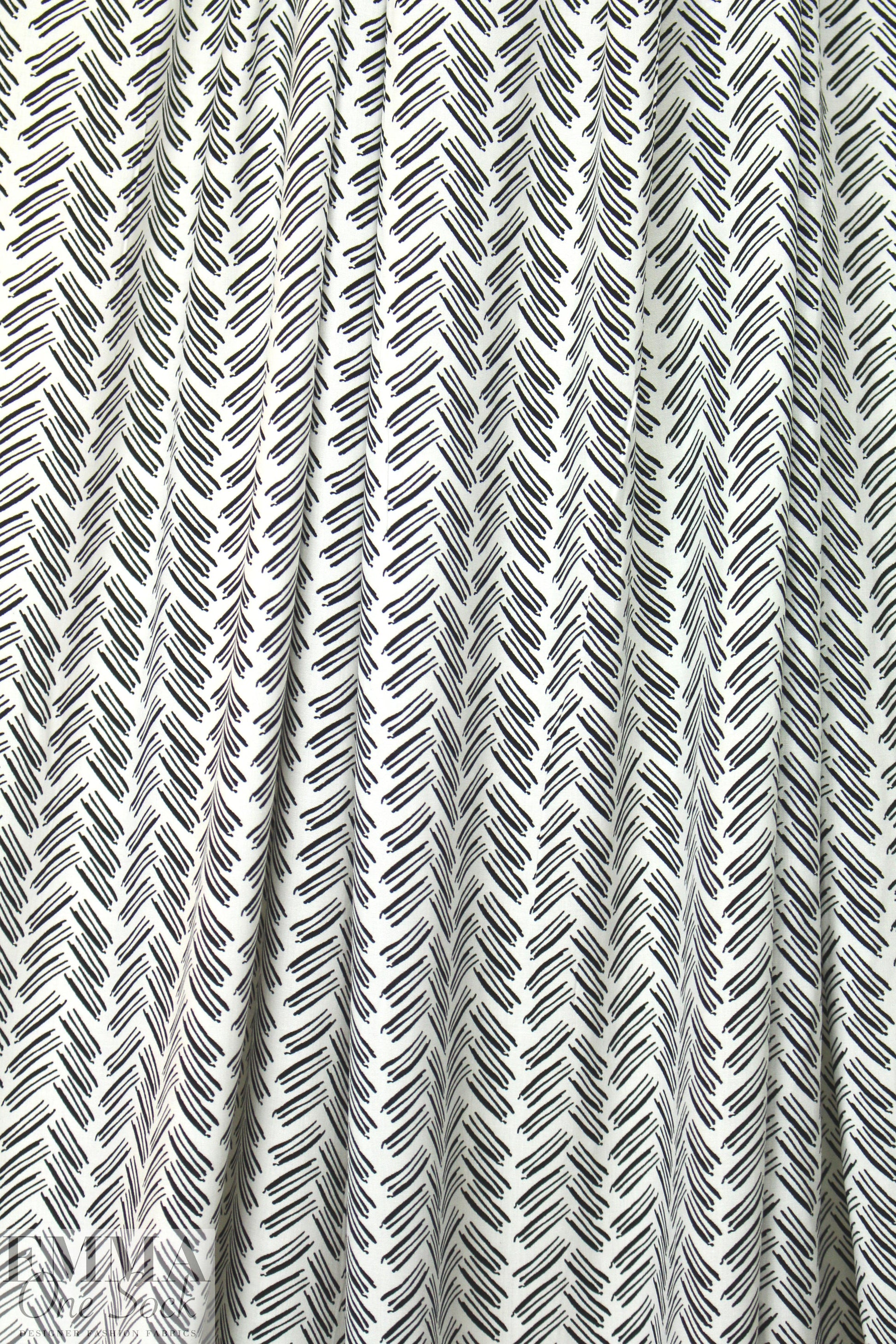 stylized herringbone drapey viscose woven - black/white 1.625 yds