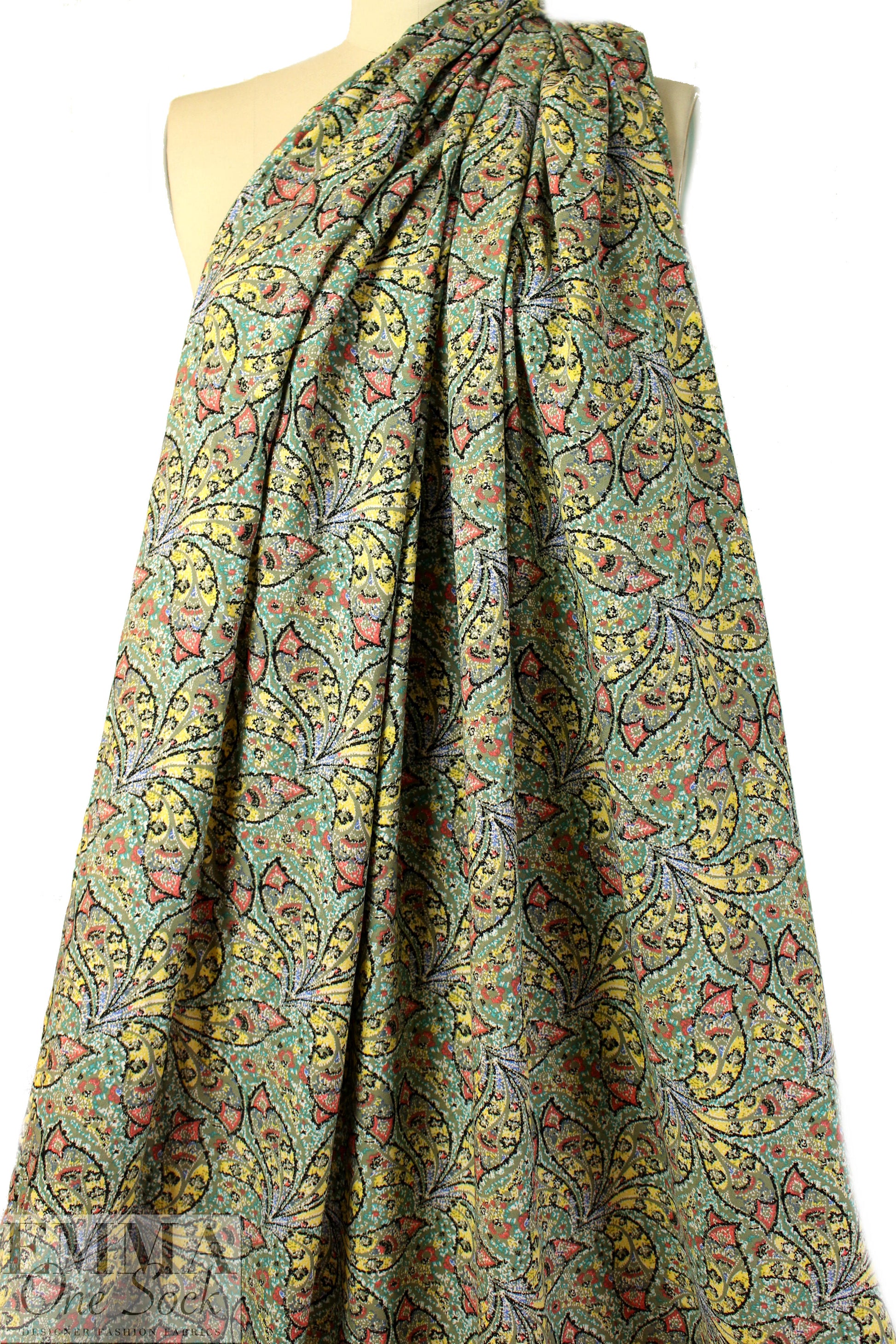 pinwheel petals viscose crepe Oeko-Tex certified