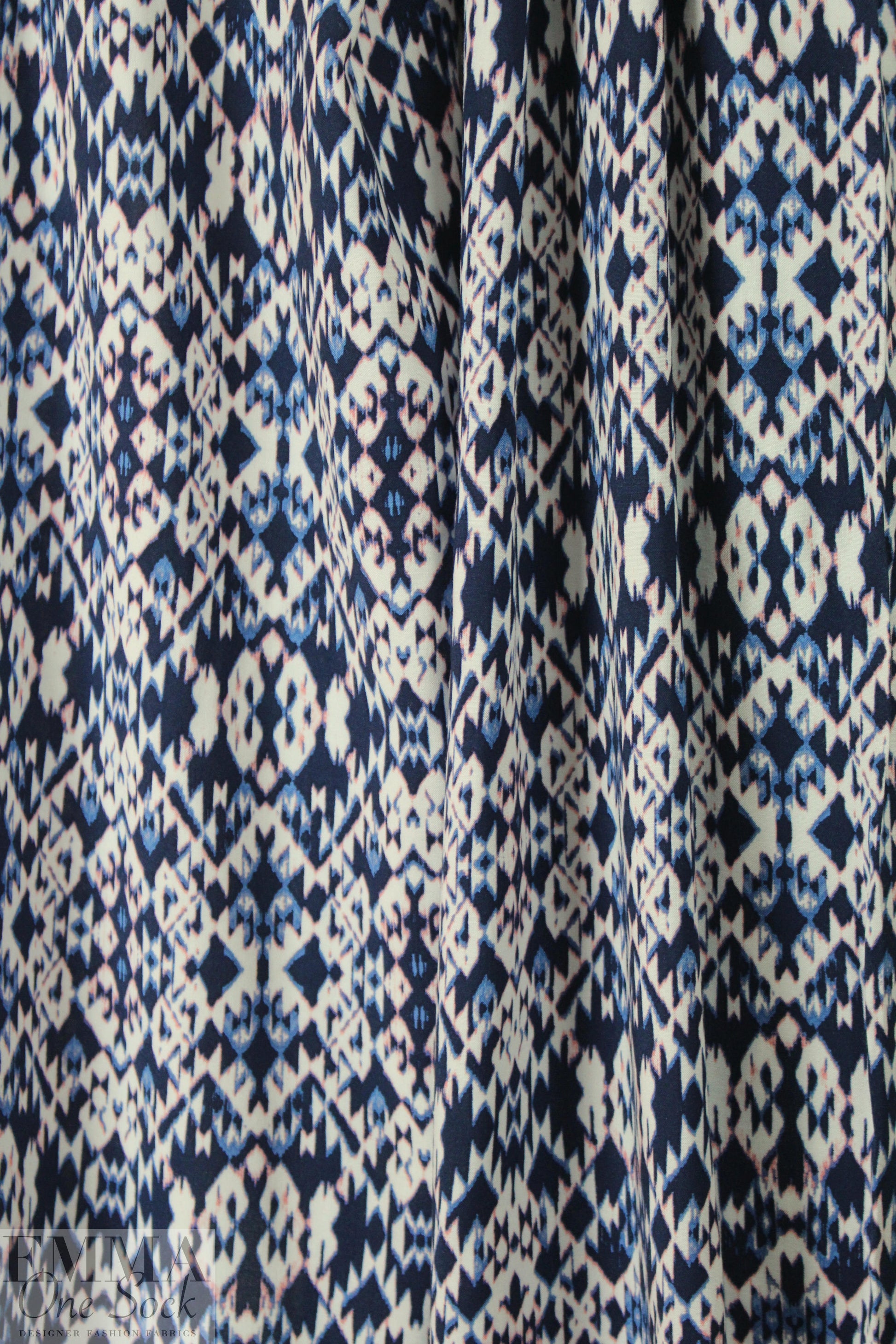 Sp1endid indigo ikat graphic drapey viscose woven