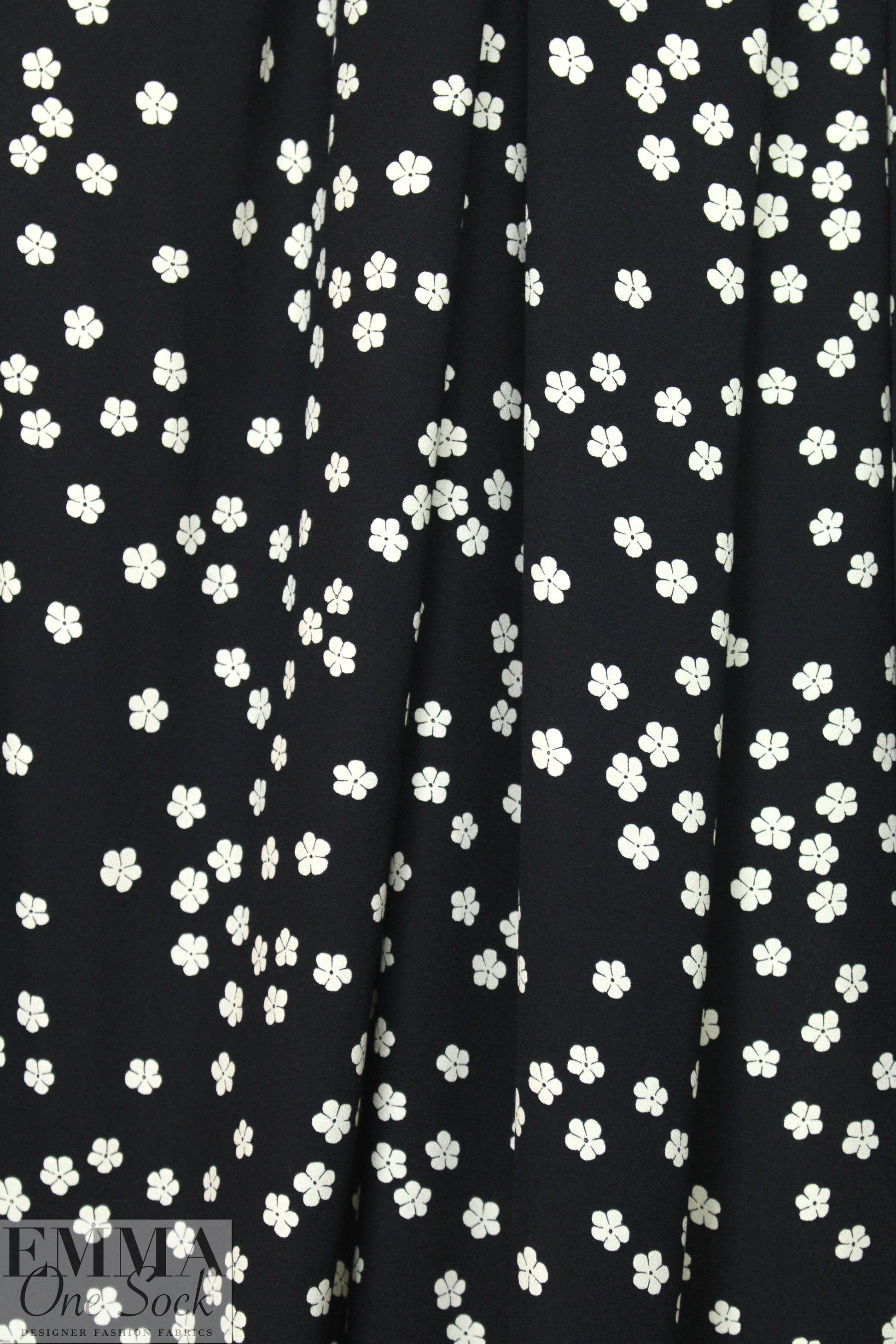 Ref0rmation viscose crepe woven - little flower graphic