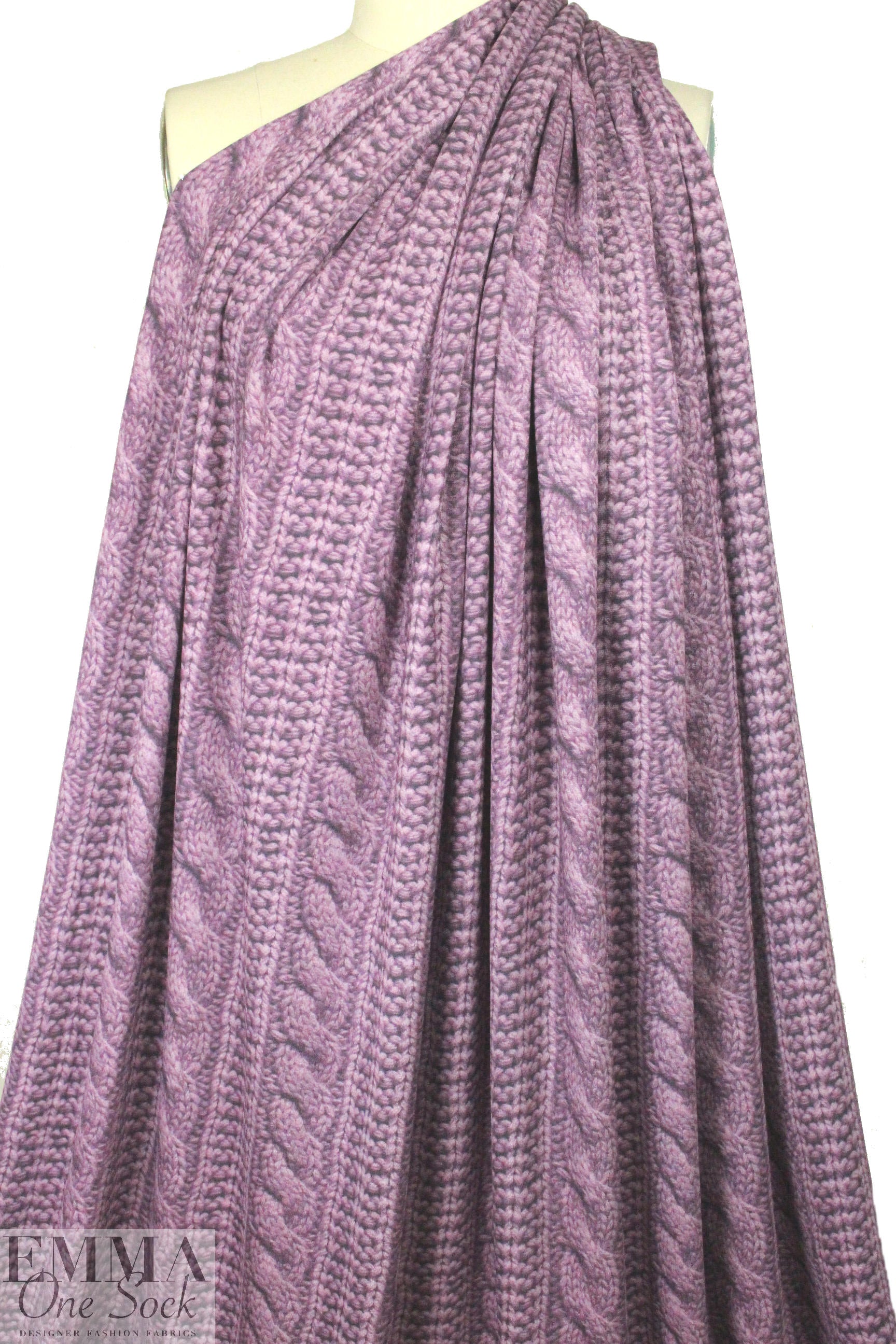 Yiga1 Azroue1 'cable stitch' beefy knit 1.75 yds