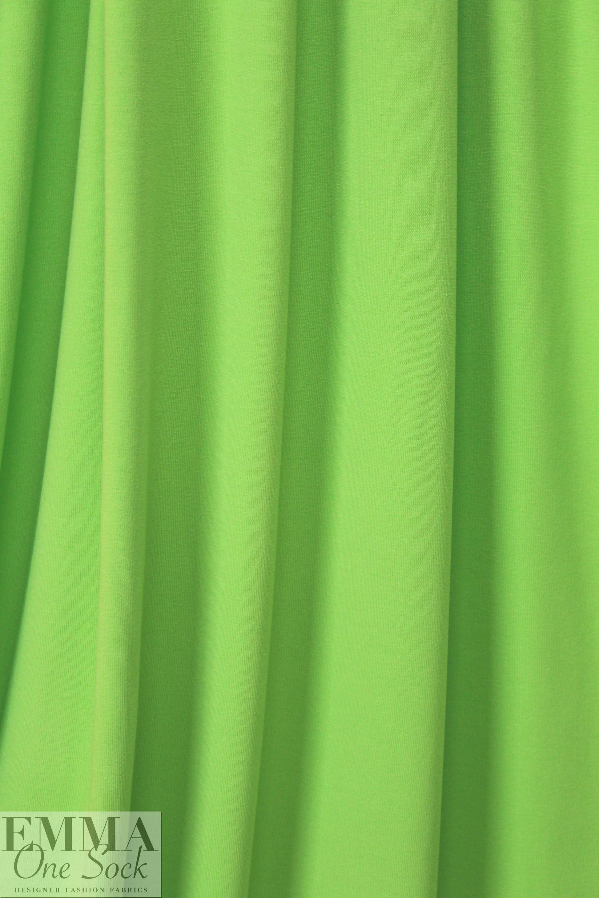 spring green 11 oz. rayon jersey 4-way 2.5 yds