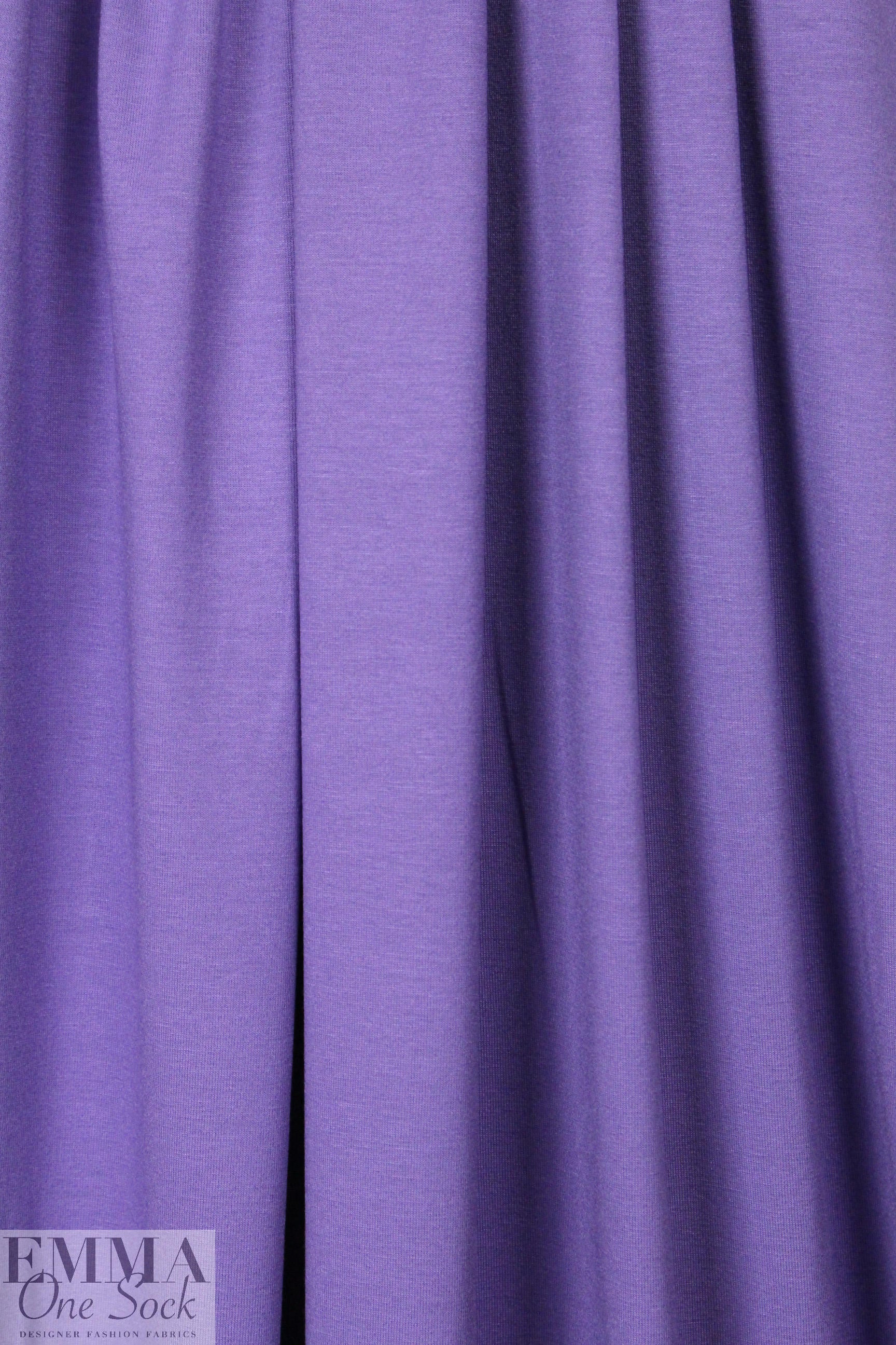 iris 11 oz. rayon jersey 4-way 1.5 yds