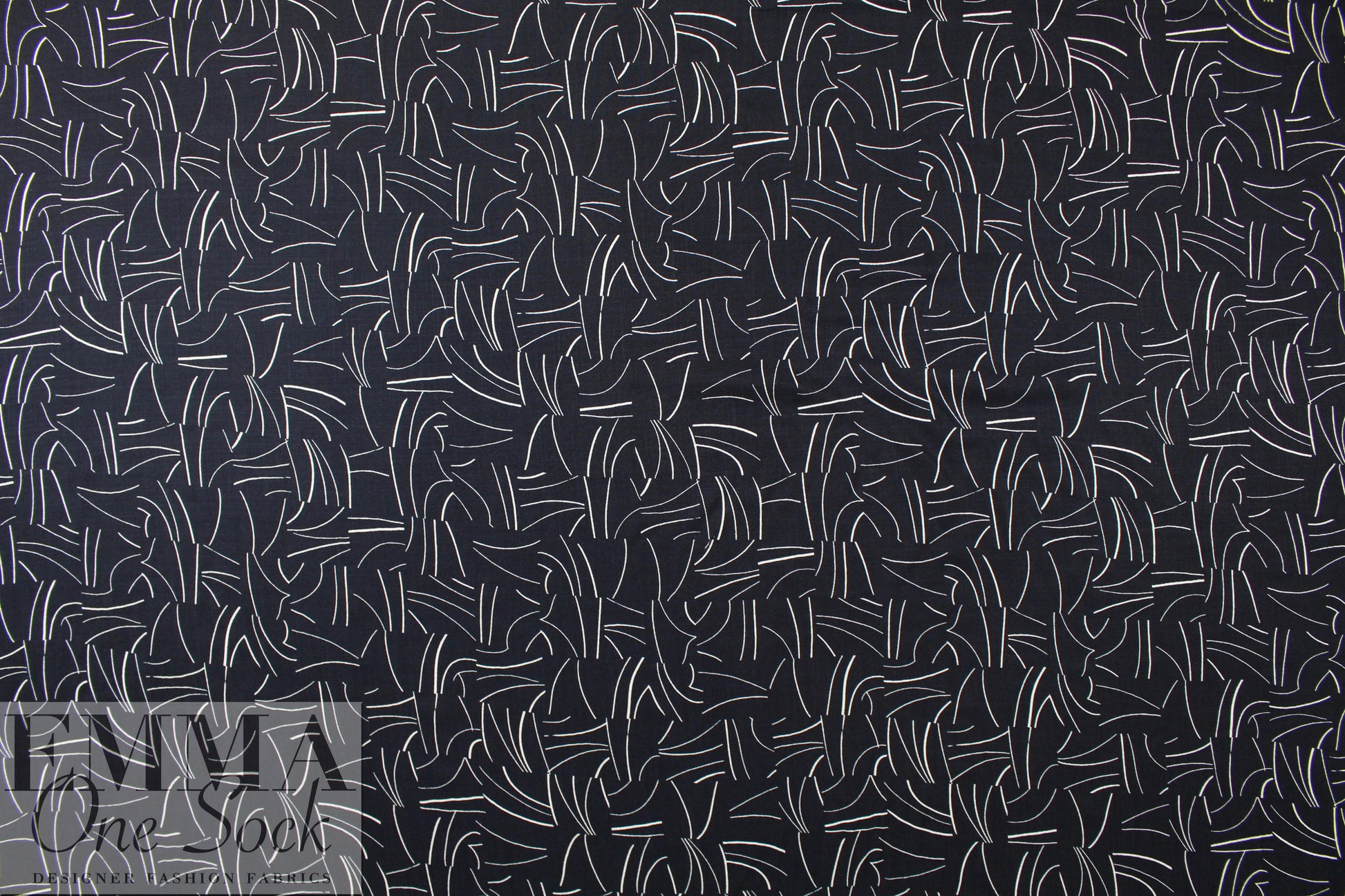midnight/white linear print linen-look rayon woven 1.625 yd