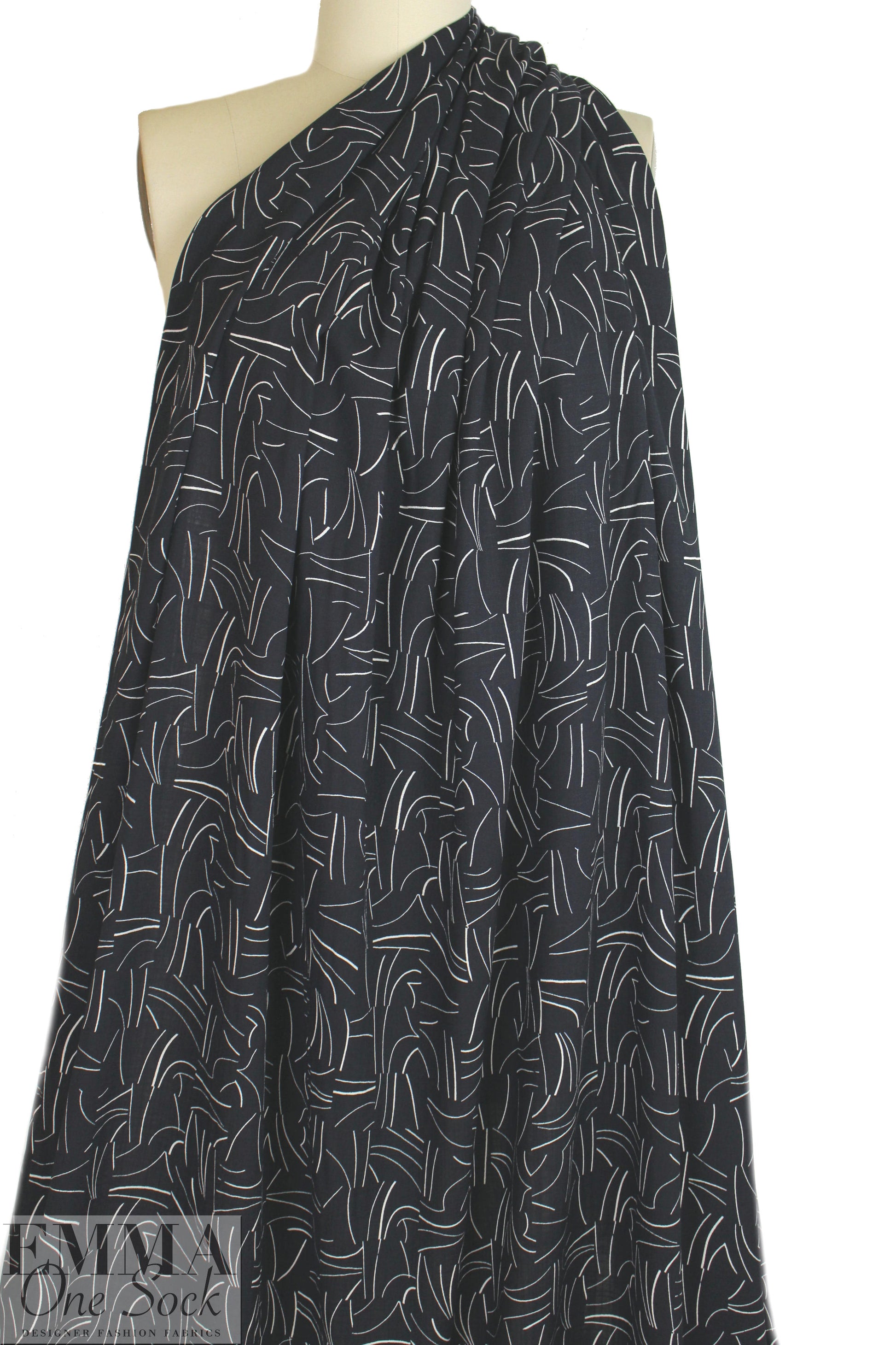 midnight/white linear print linen-look rayon woven 1 yard