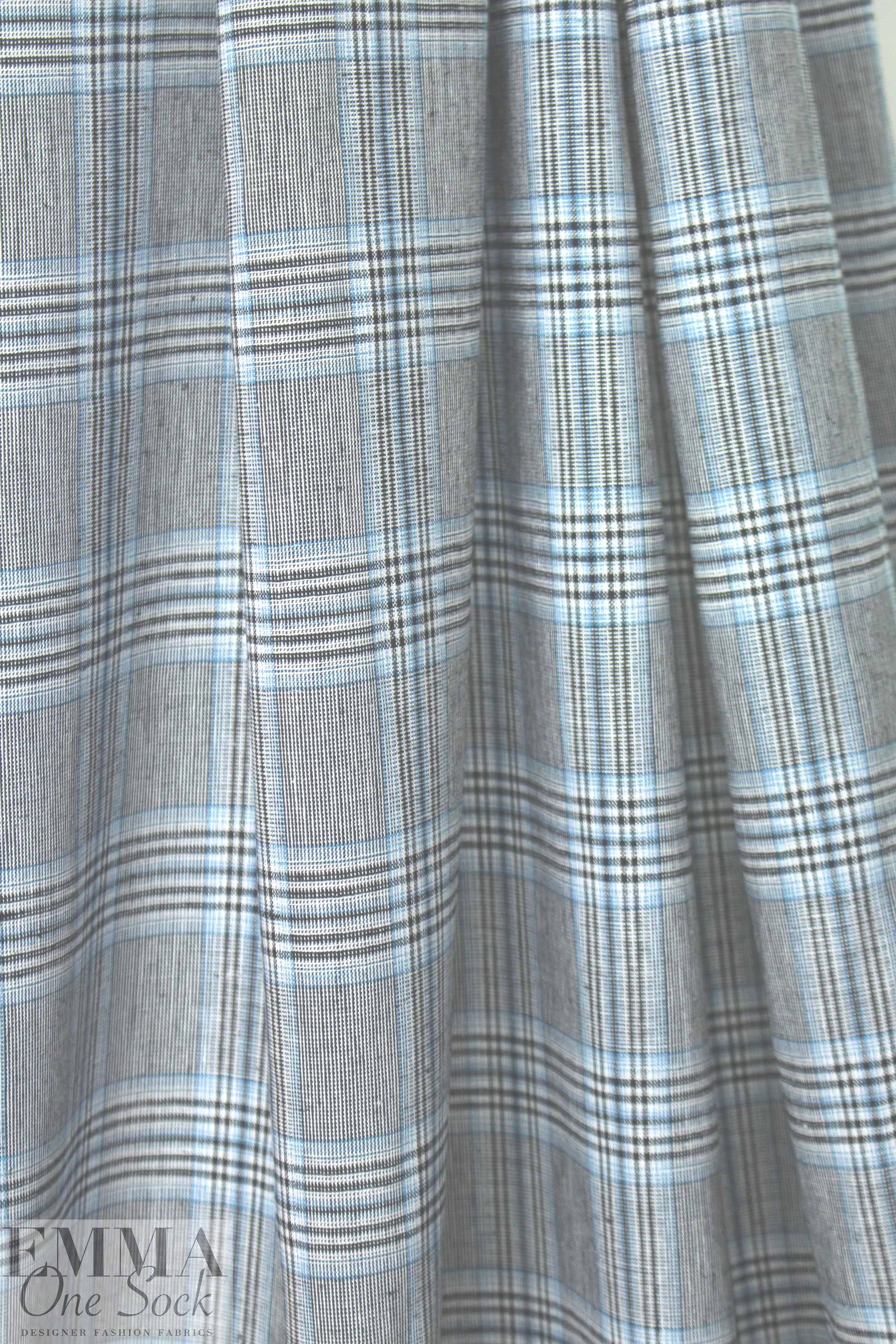 sky/black/white yarn-dyed rayon/linen plaid