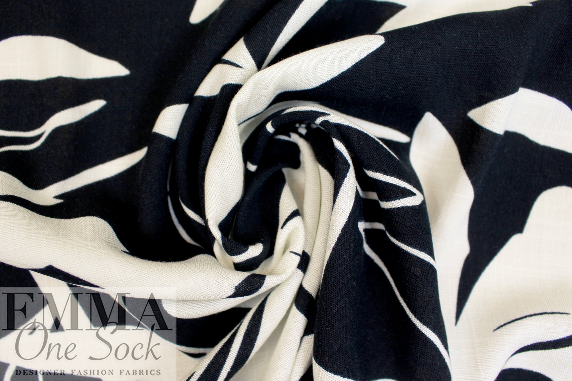 'leaf silhouette' slub rayon stretch woven - ecru/black 1 yard