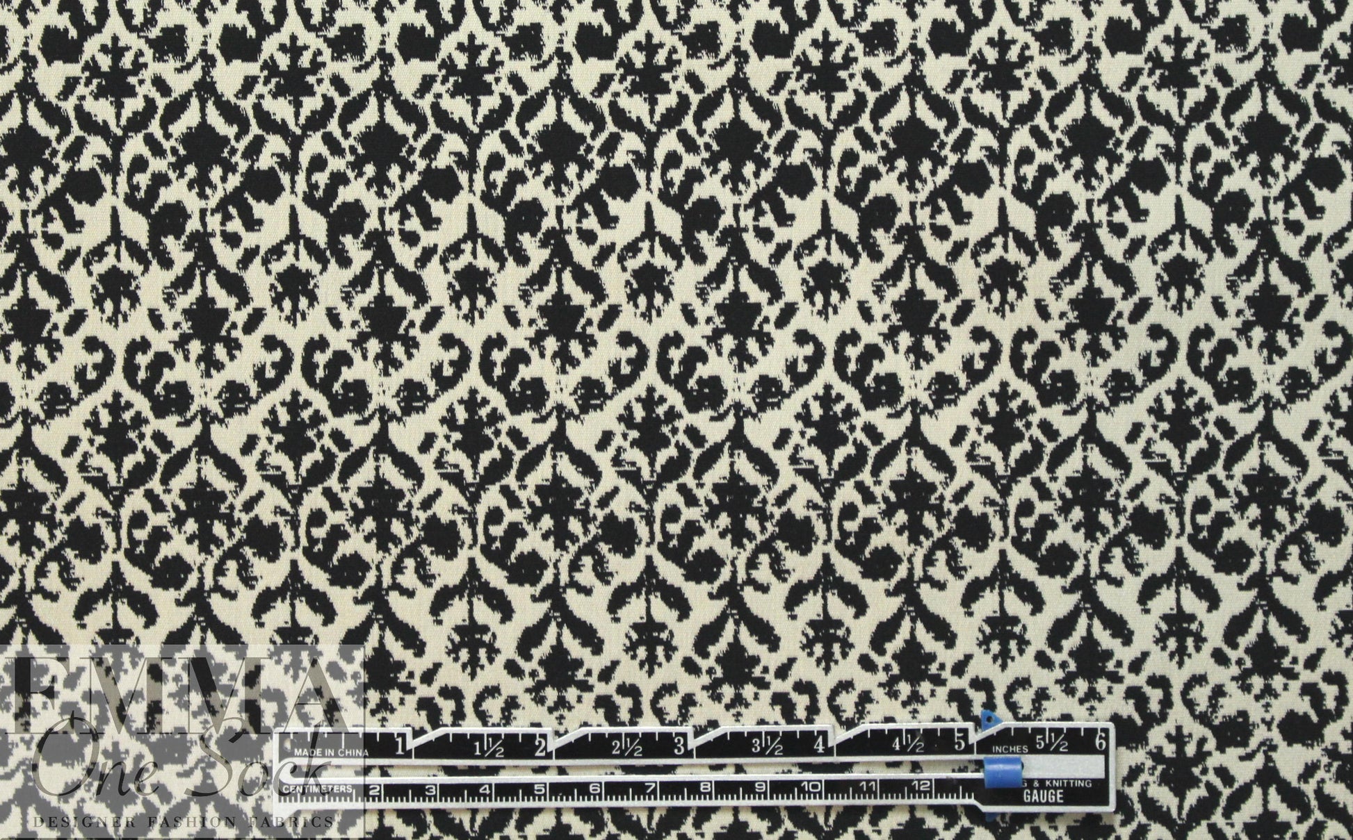NY designer b/i fleur de lis reversible stretch jacquard