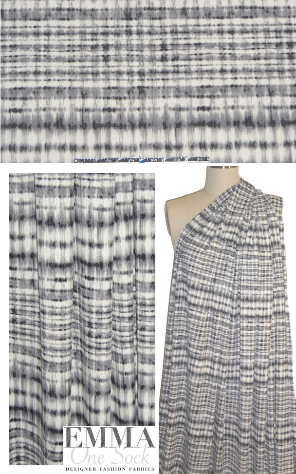 'techno-grid' 4x2 ribbed knit - gray/ivory .875 yds