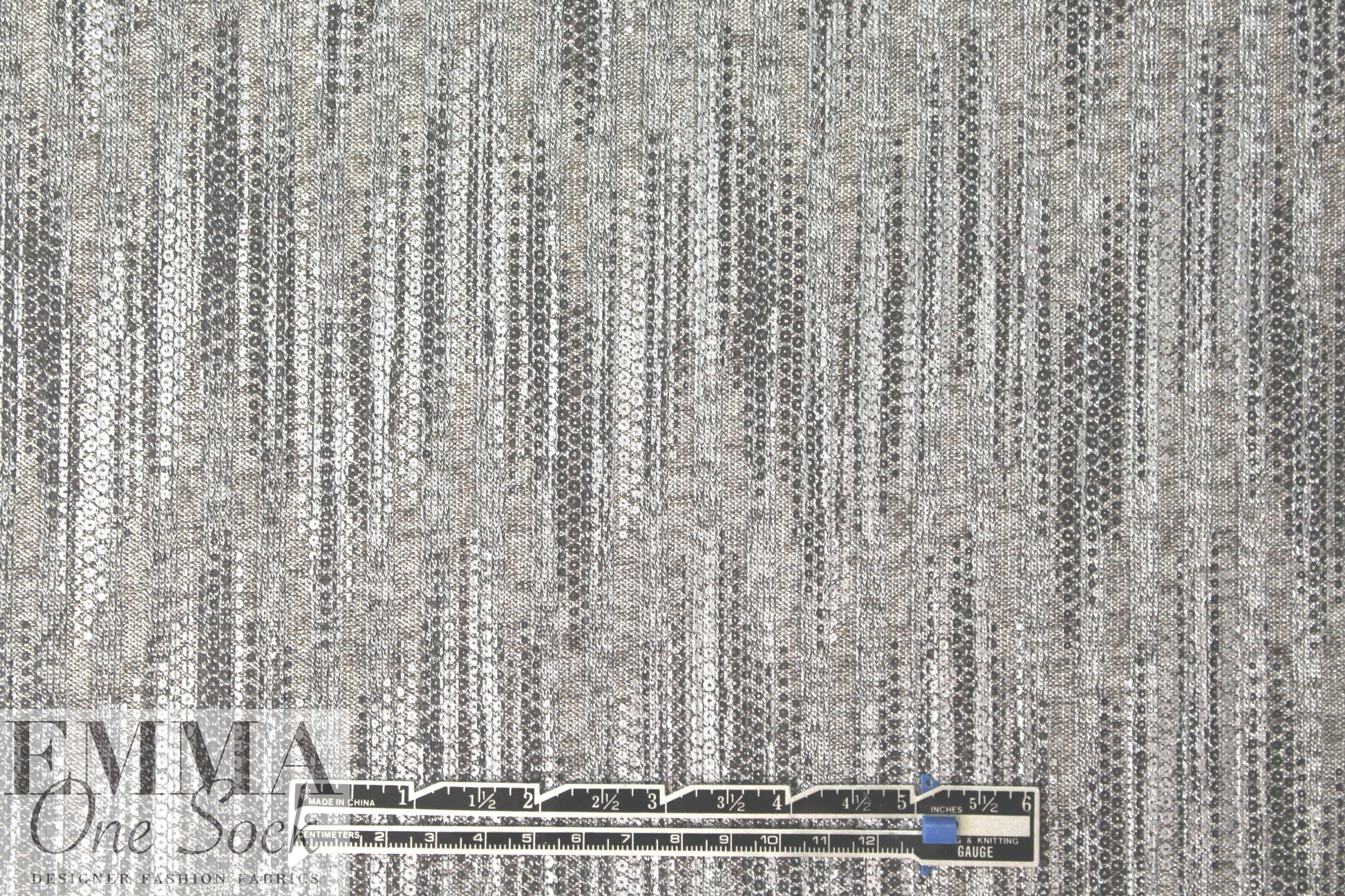 sequin-look streaky ribbed sweater knit - silver 2 yds