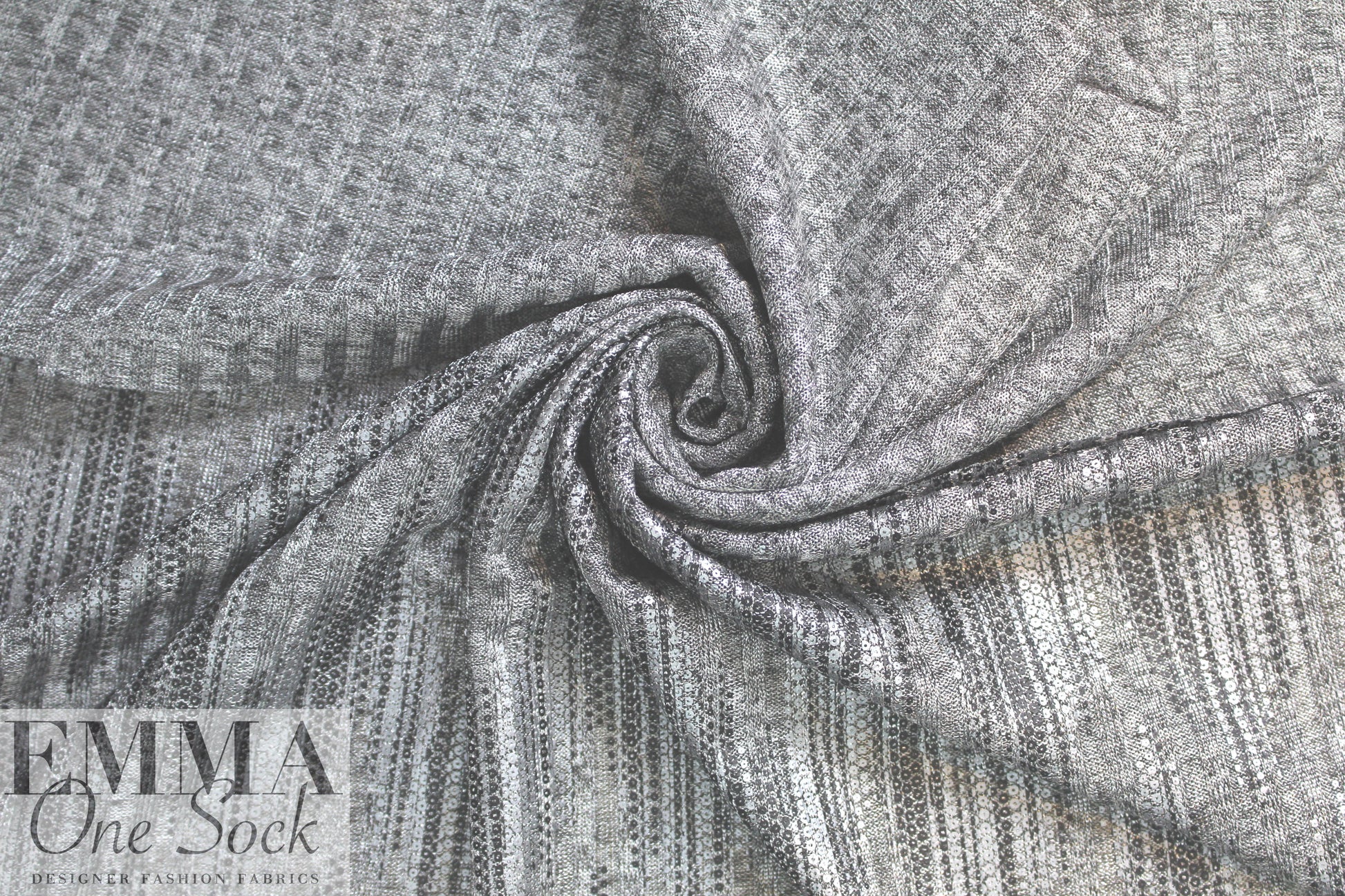 sequin-look streaky ribbed sweater knit - silver .875 yds